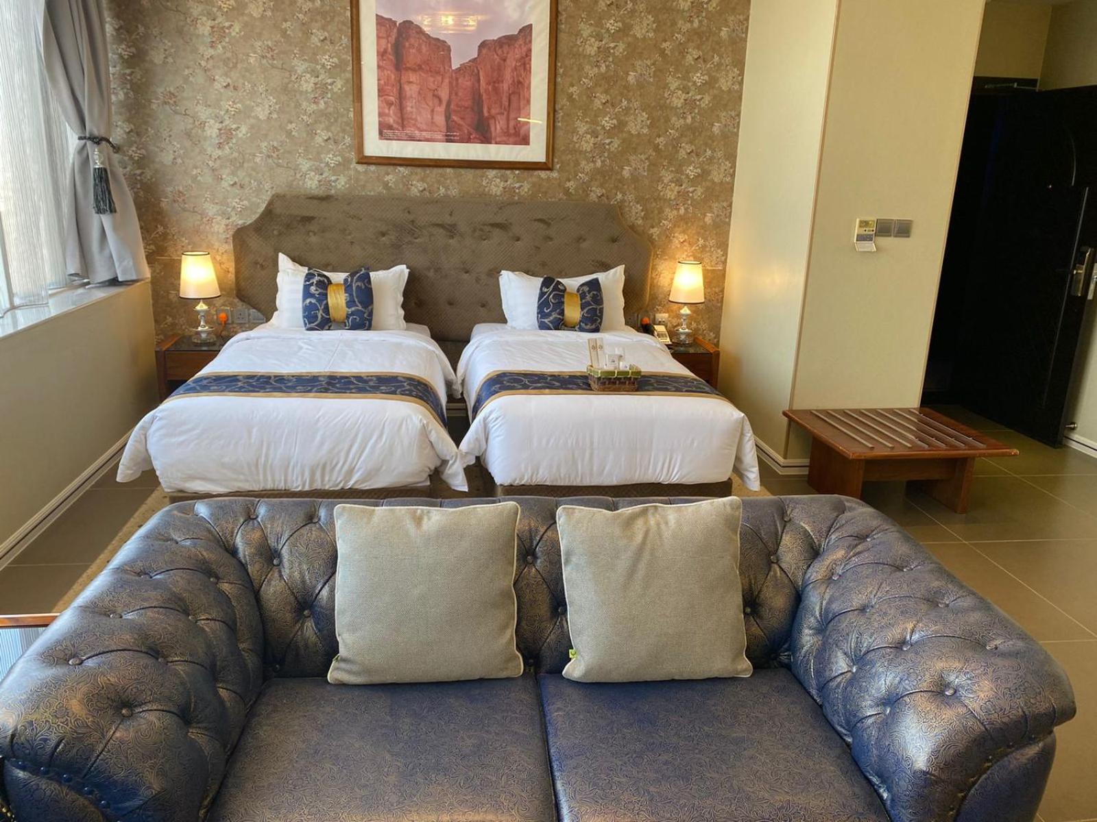 Deluxe Junior Suite Twin