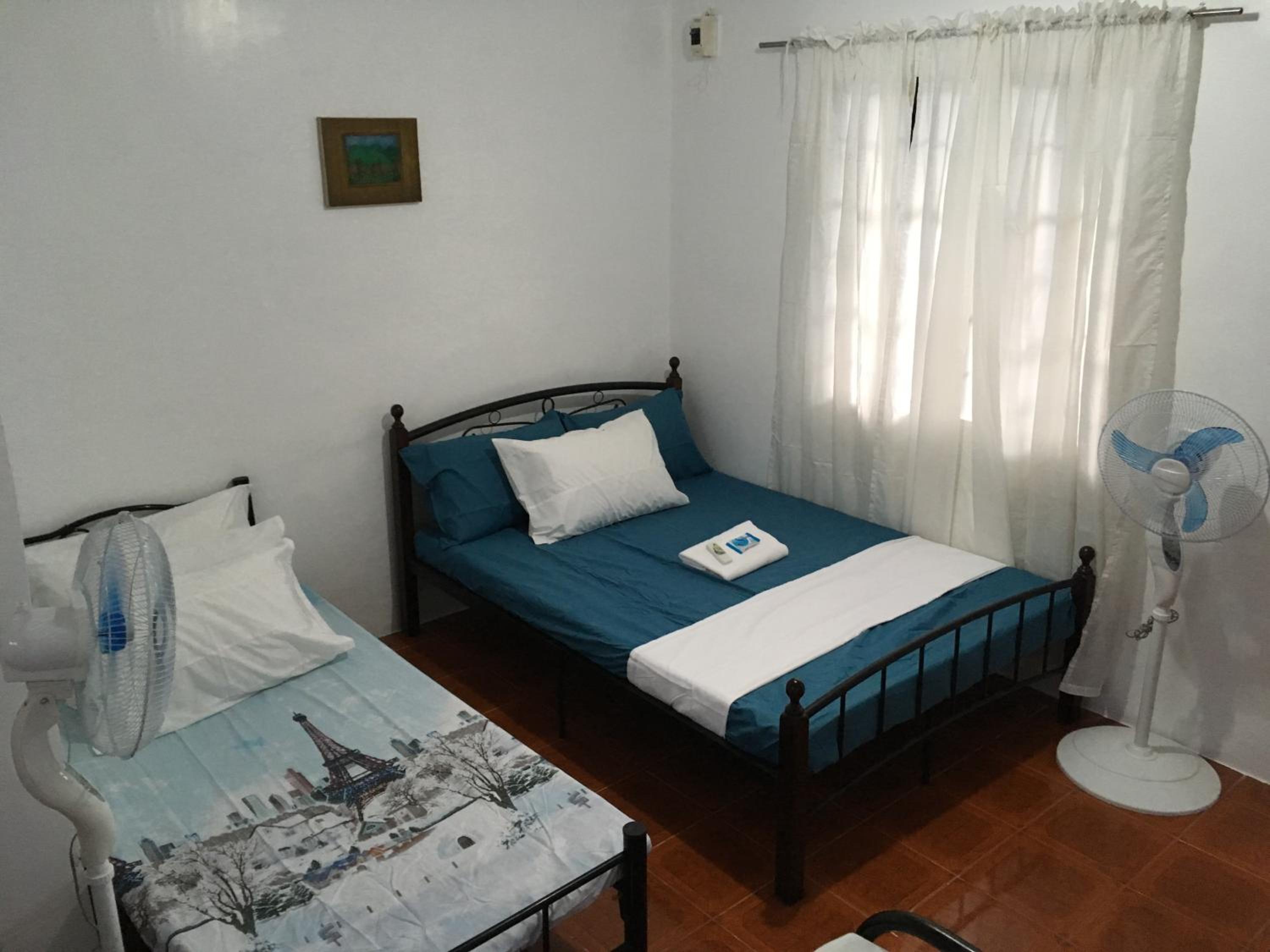 Studio Apartment photo 1