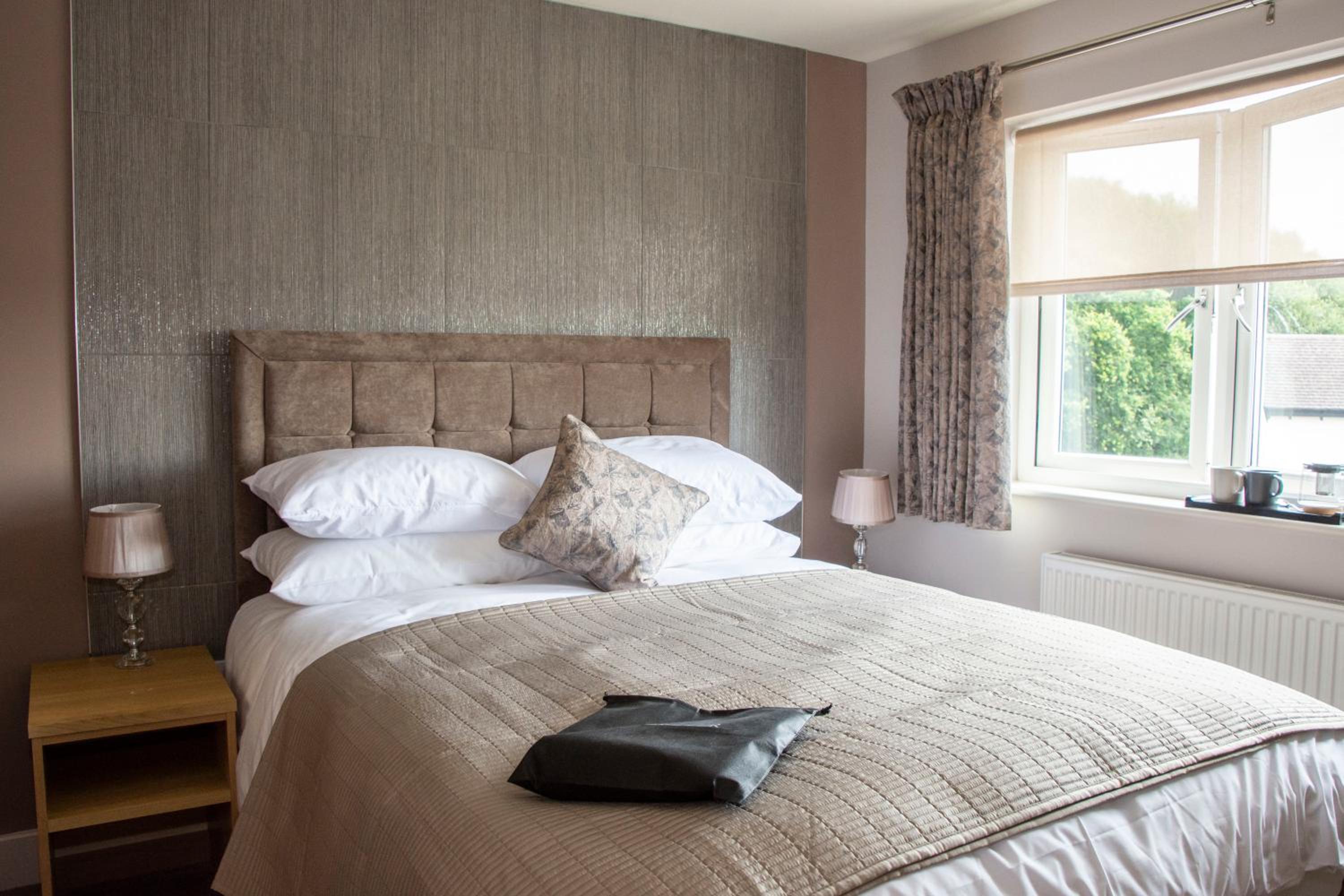 Superior King Room - Photo 1