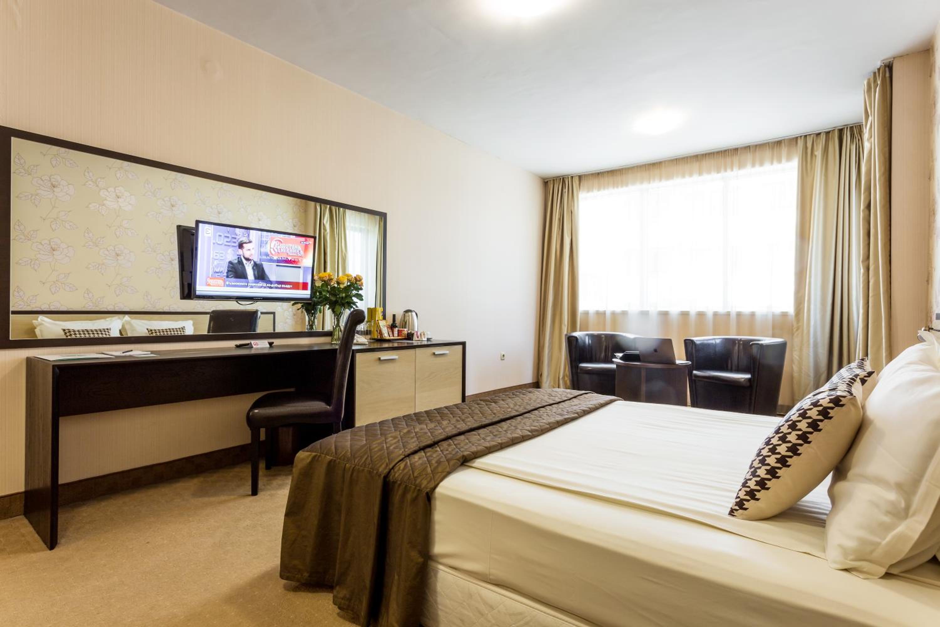 Superior Twin Room - Photo 6