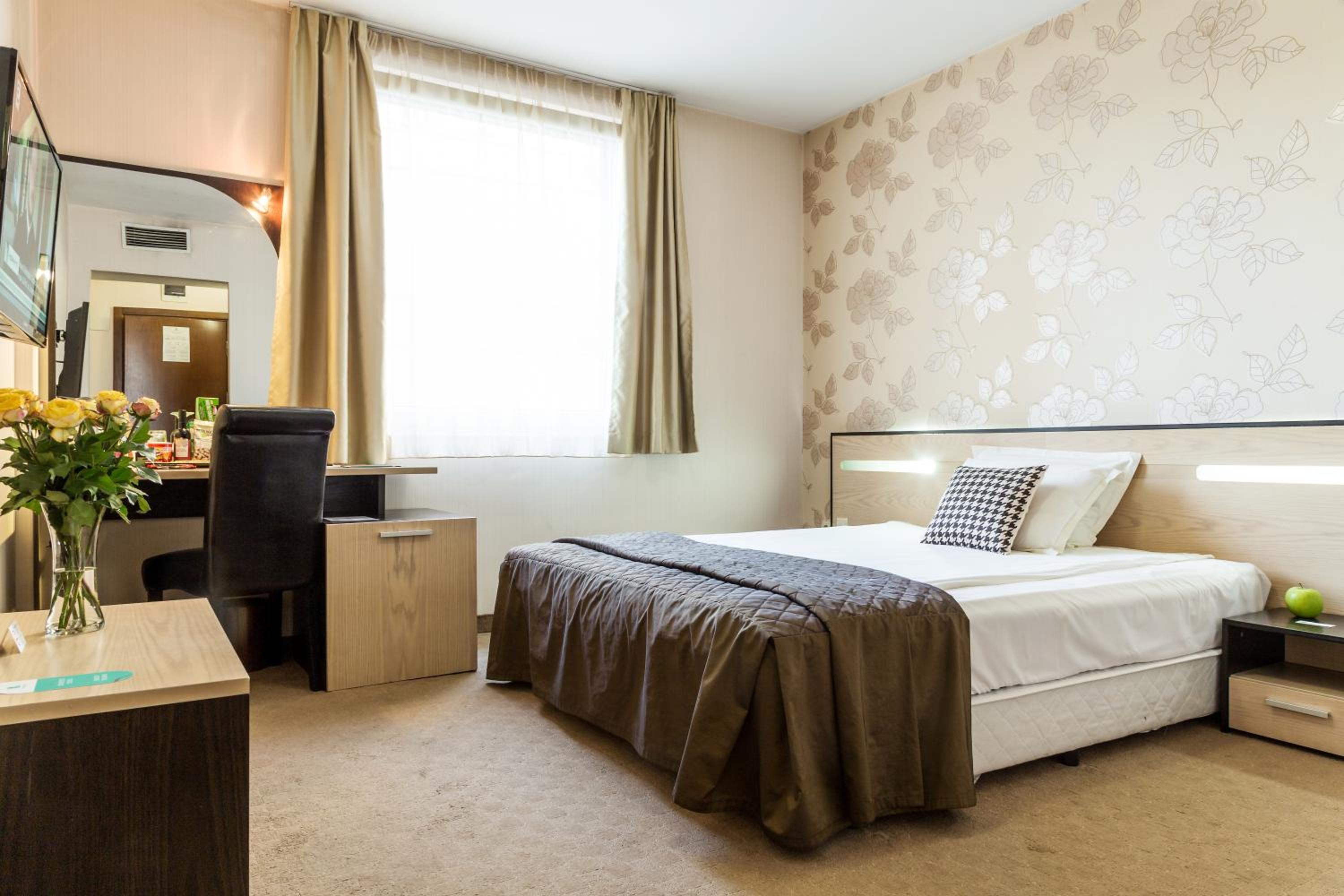 Double Room - Photo 3