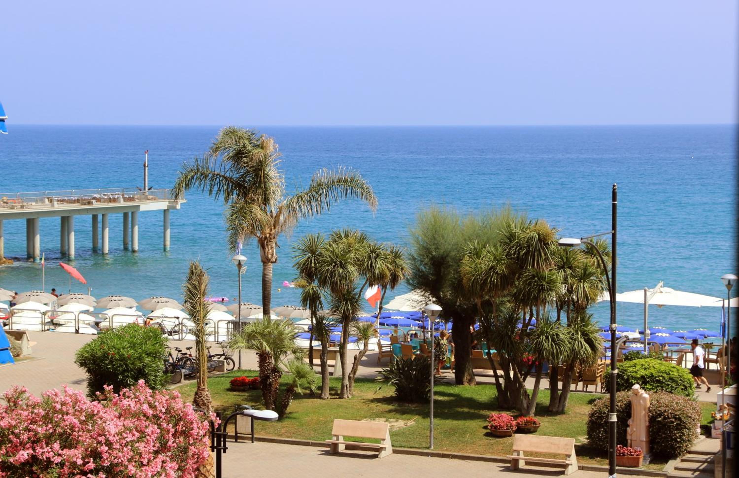 Apartment with Sea View photo 1