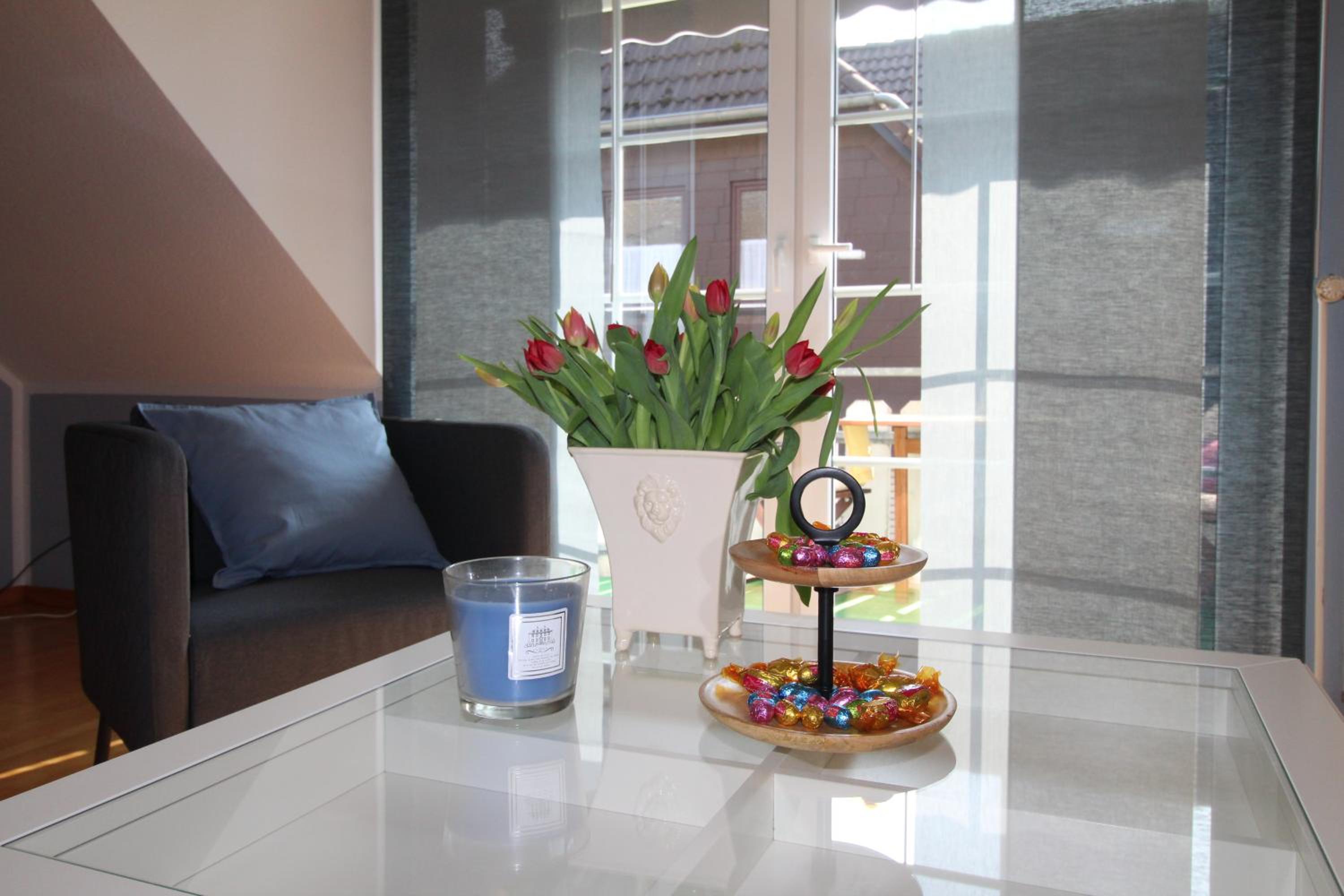 Apartment with Balcony photo 3