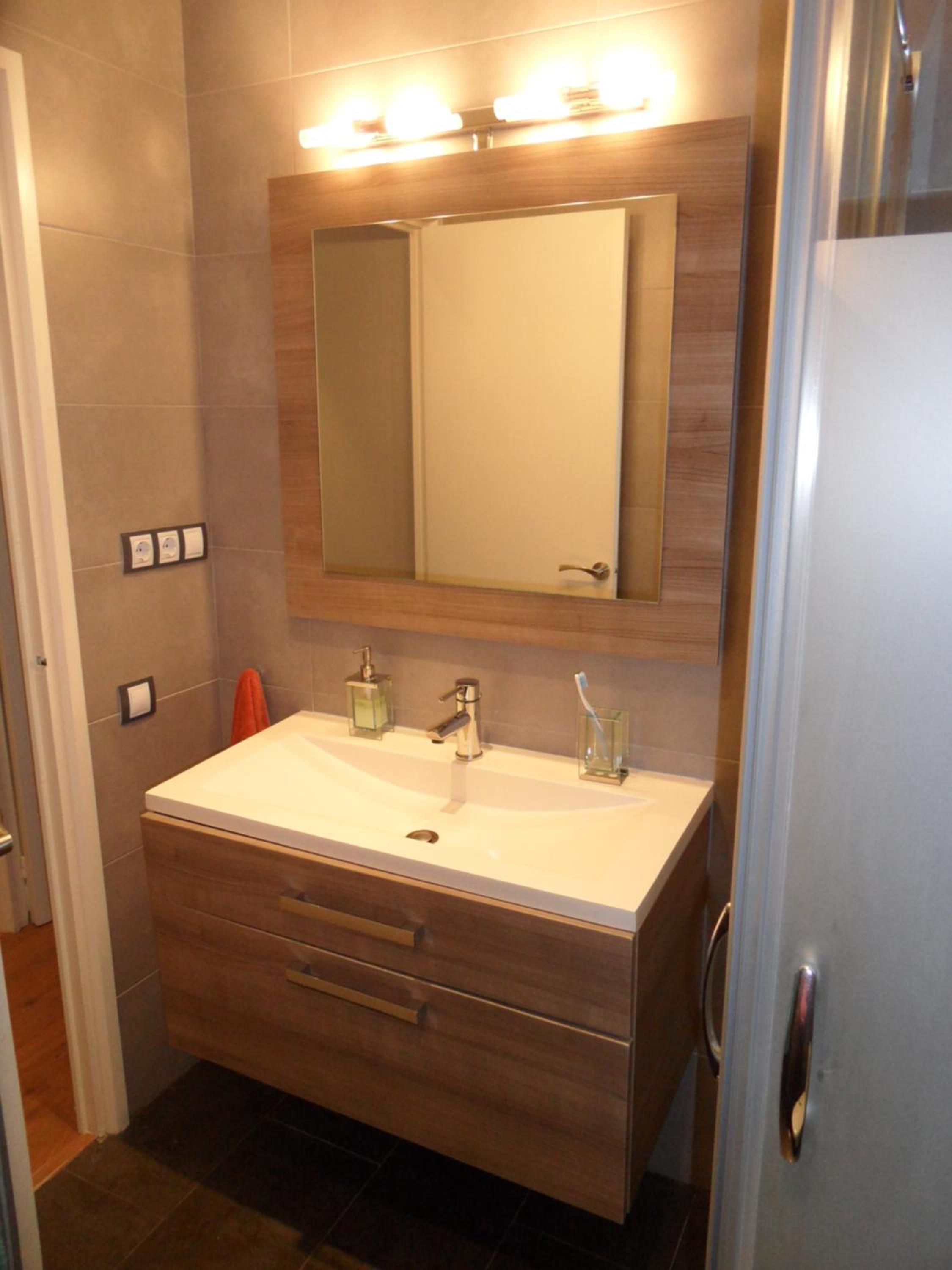 Three-Bedroom Apartment photo 2