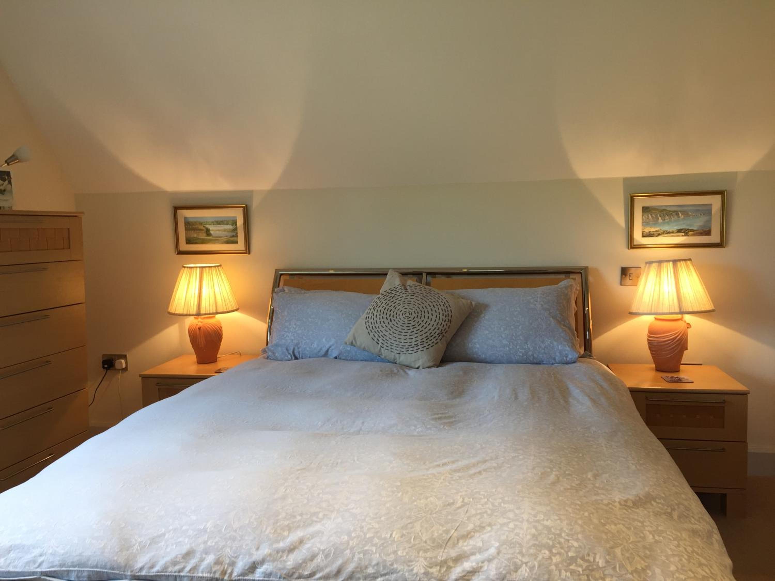 Double Room with Private Bathroom - Photo 5