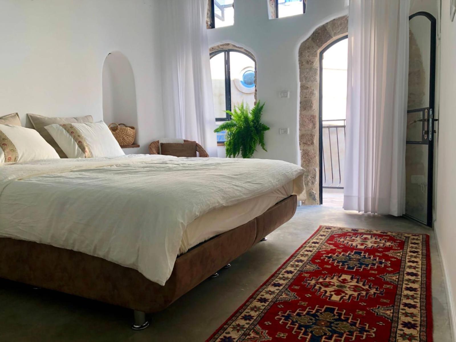 One-Bedroom Apartment - Photo 37