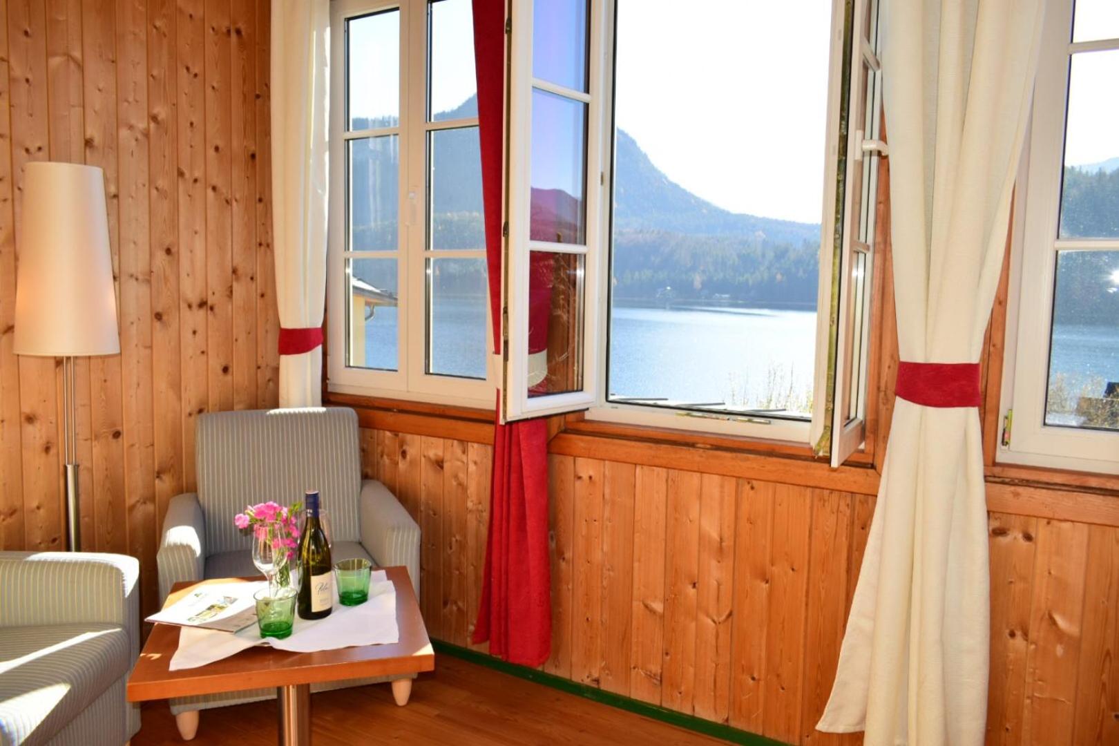 Apartment with Lake View photo 3