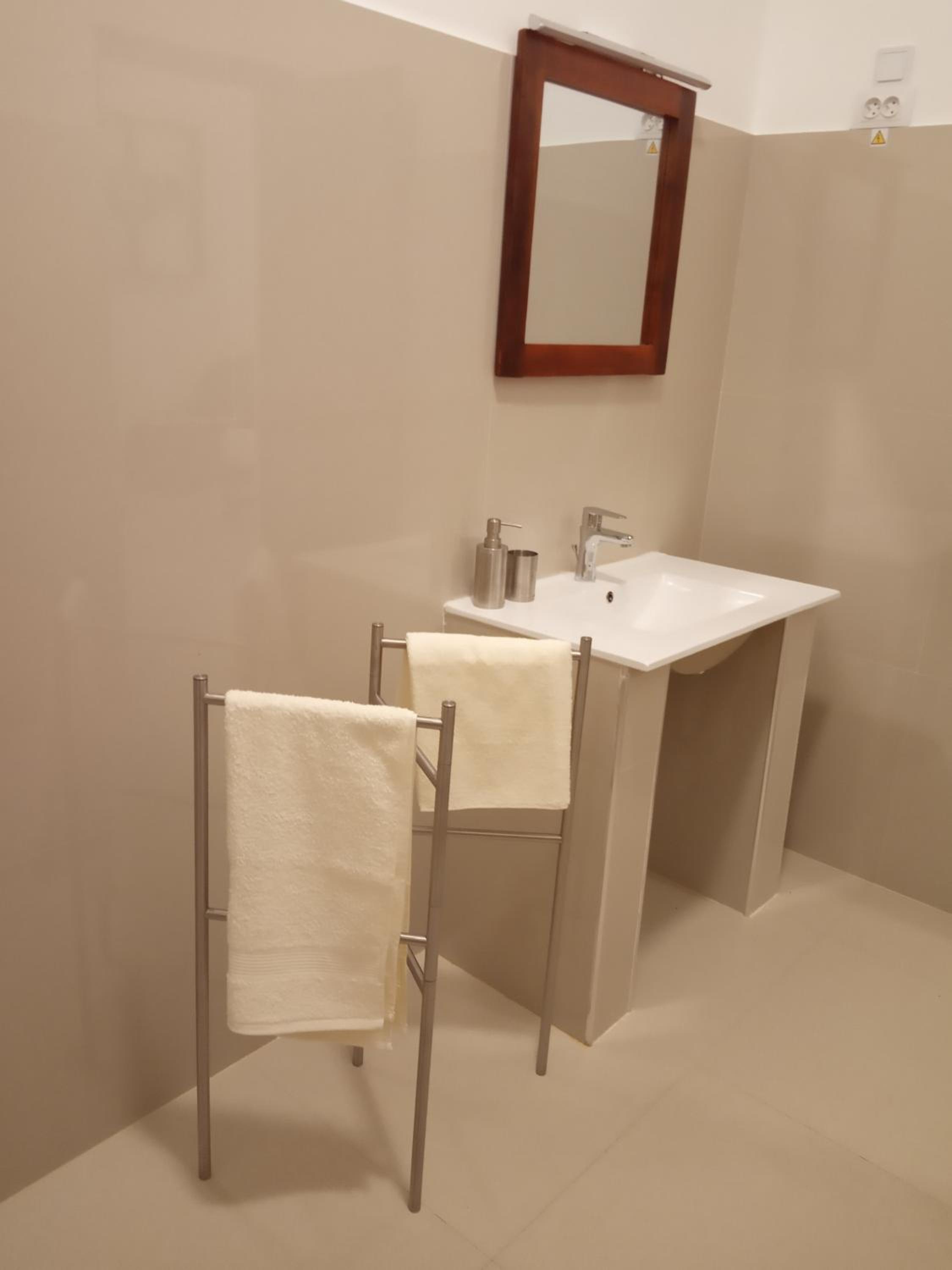 Deluxe Double Room with Extra Bed photo 2