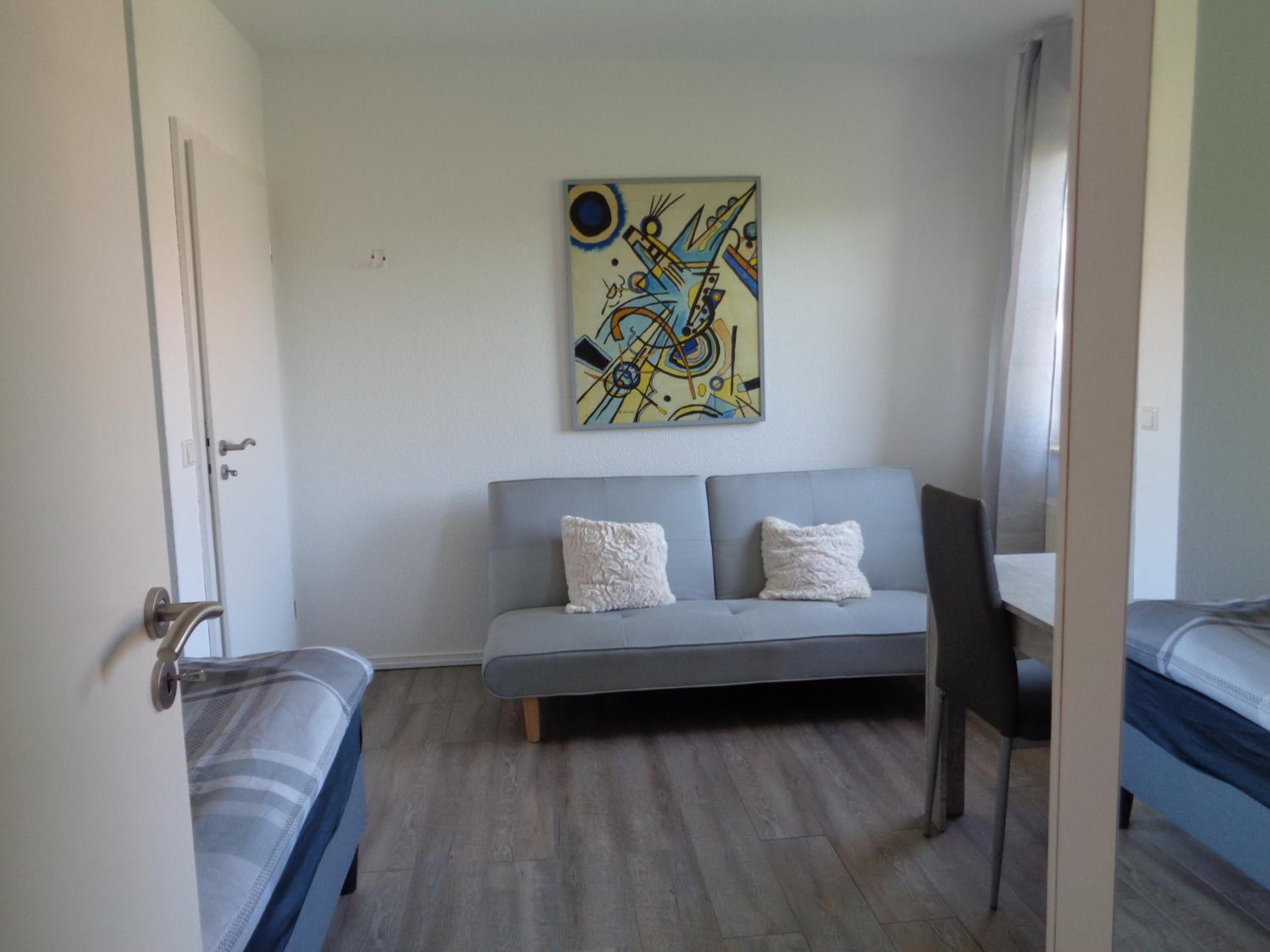 King Studio with Sofa Bed - Photo 9