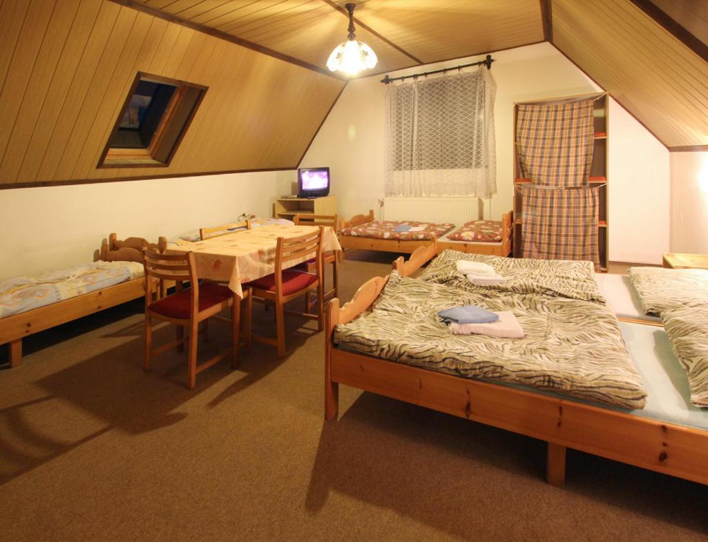 Triple Room photo 2