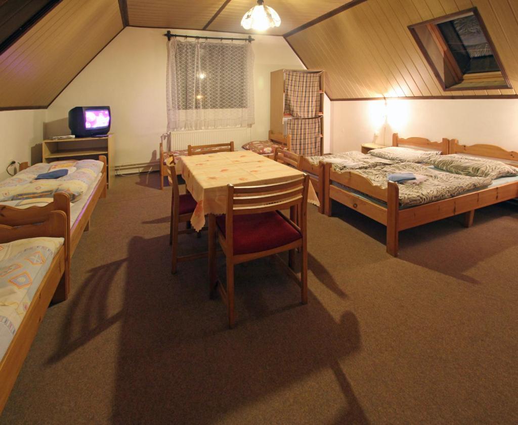 Quintuple Room photo 3