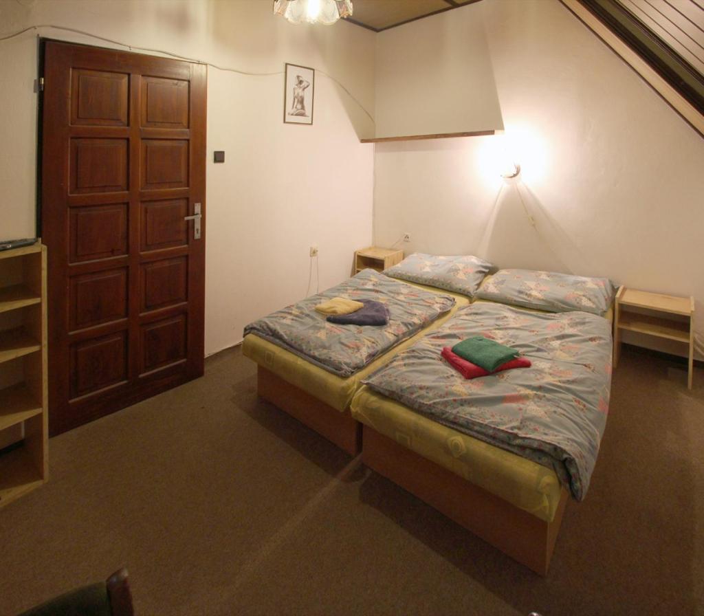 Double or Twin Room photo 3