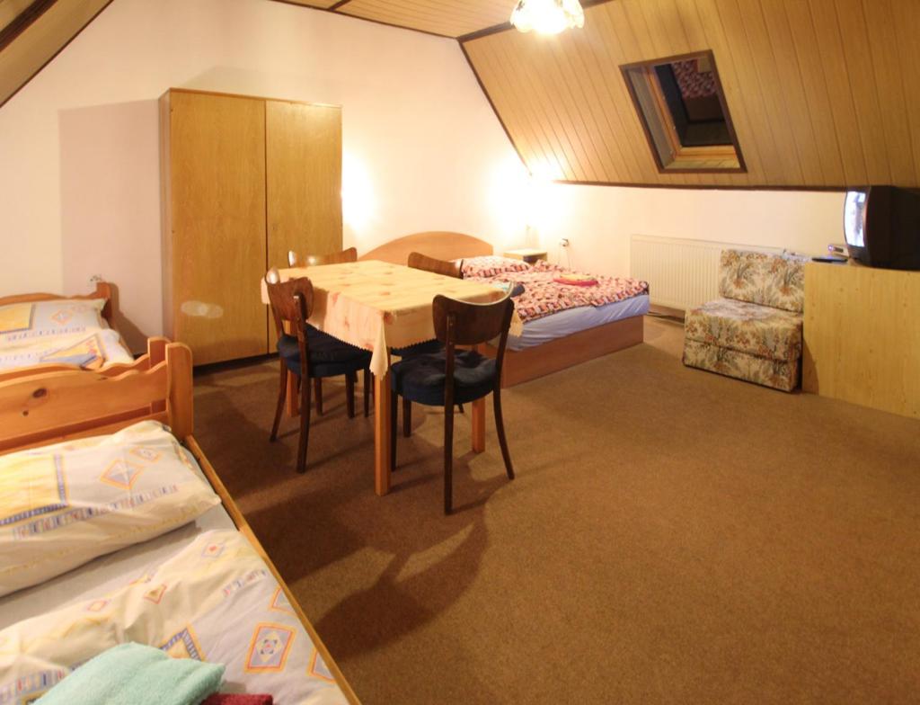 Quadruple Room photo 3