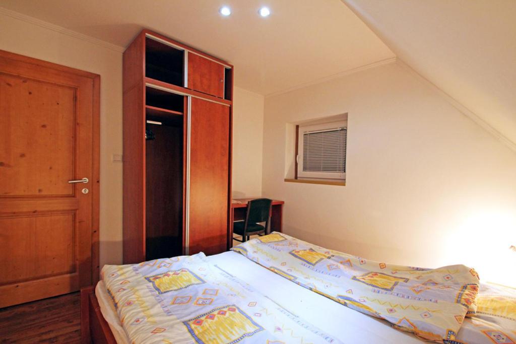 Double or Twin Room photo 2