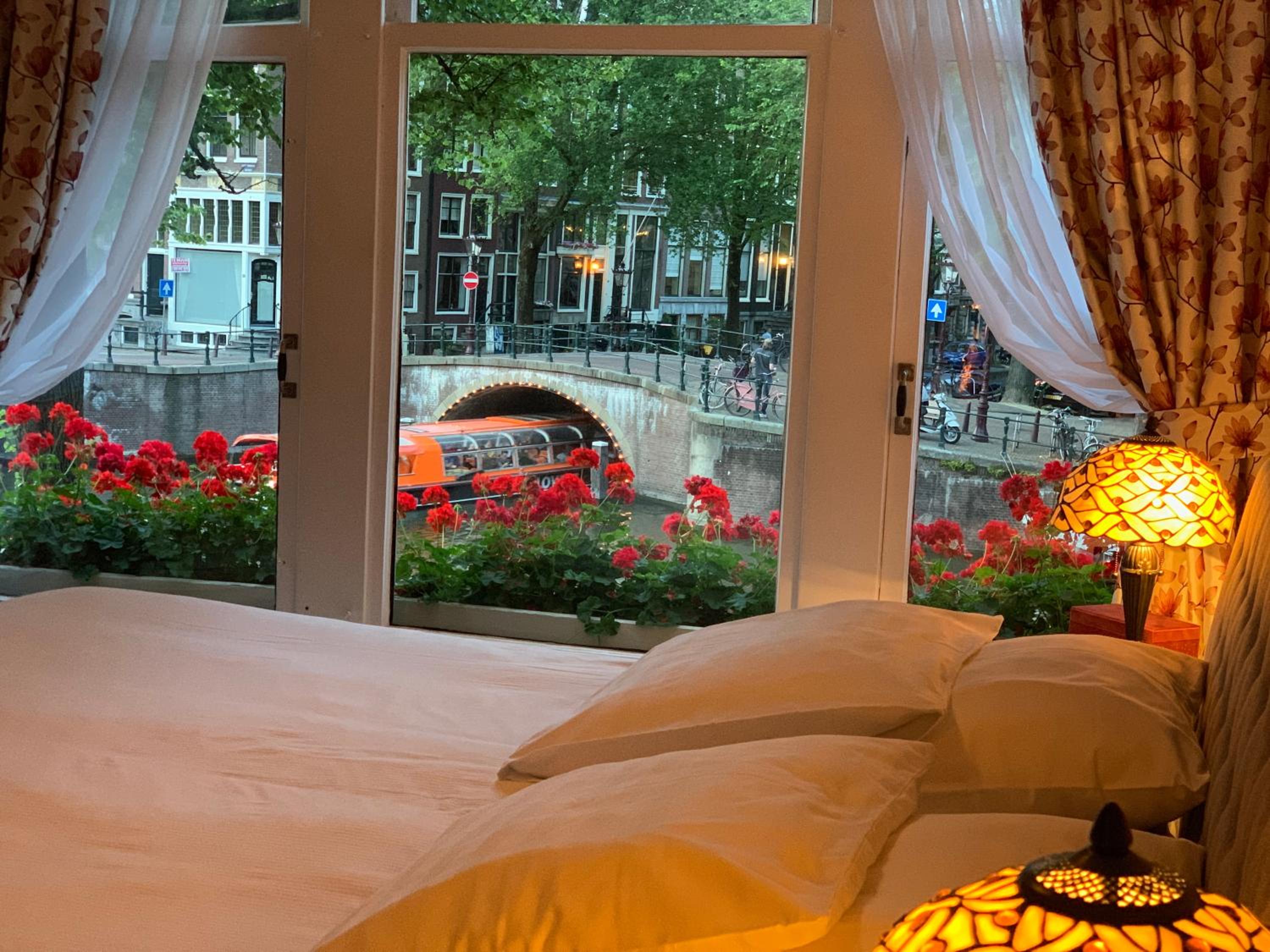 Deluxe Studio with Canal View