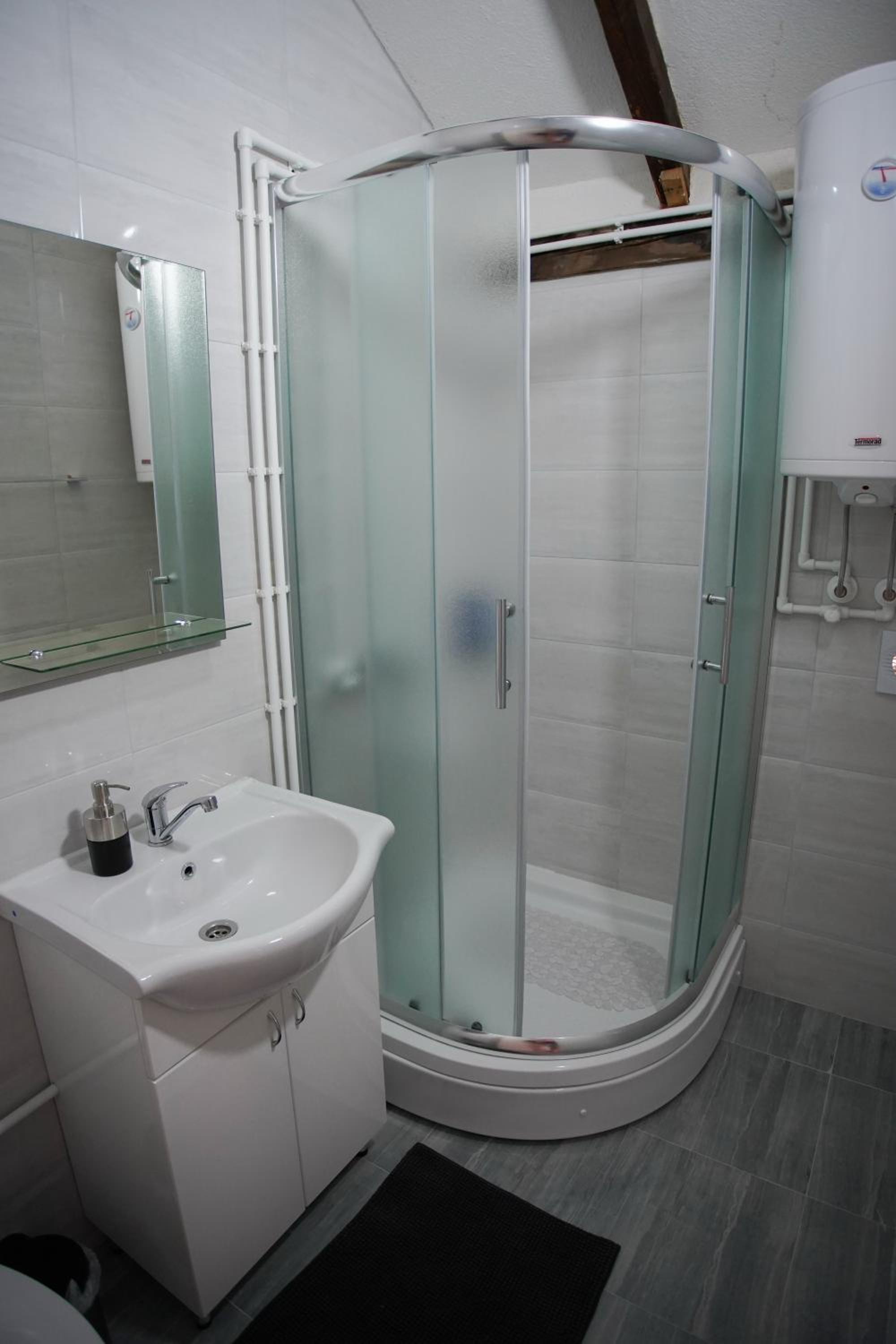 Deluxe King Room photo 3