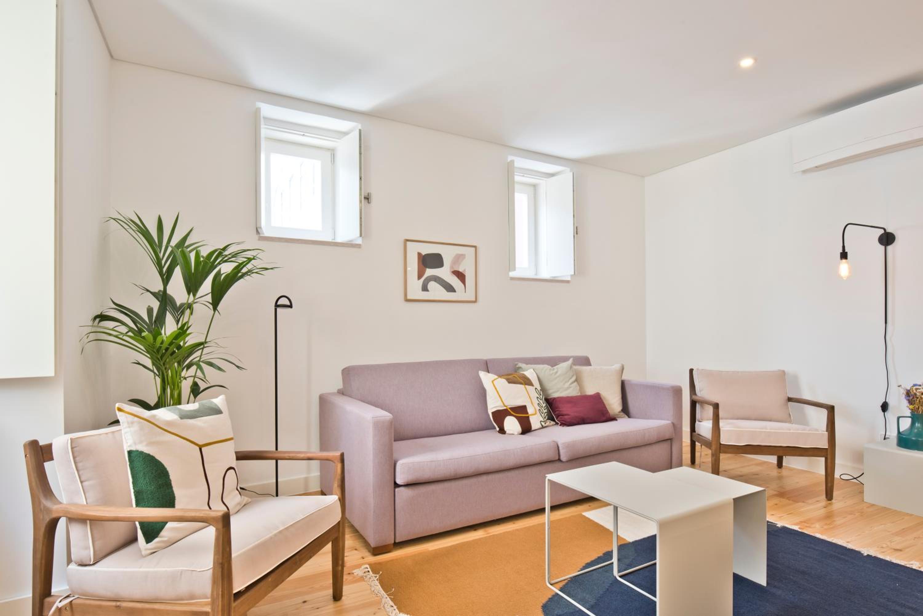 One-Bedroom Apartment - Photo 10