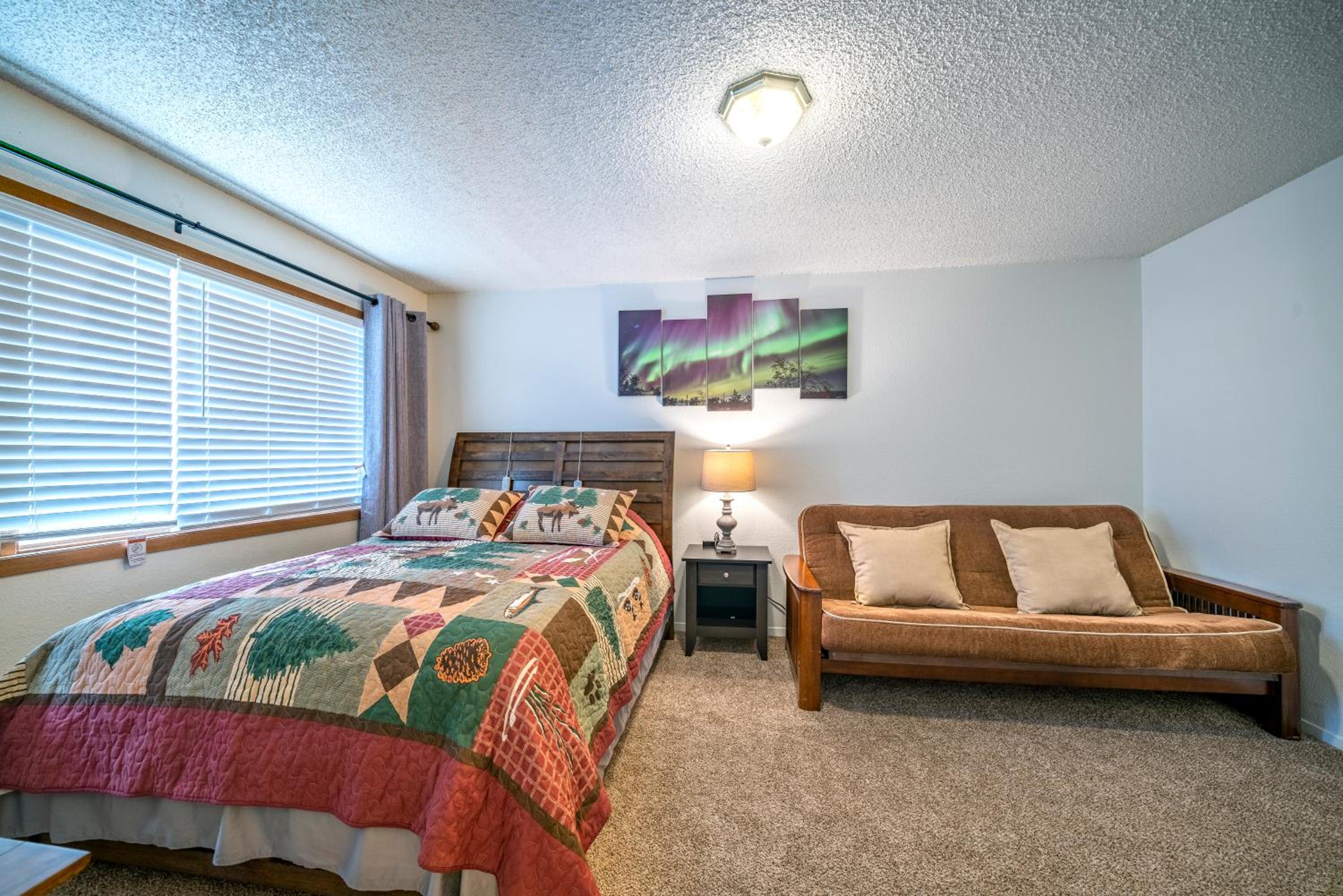 Two-Bedroom Apartment photo 2