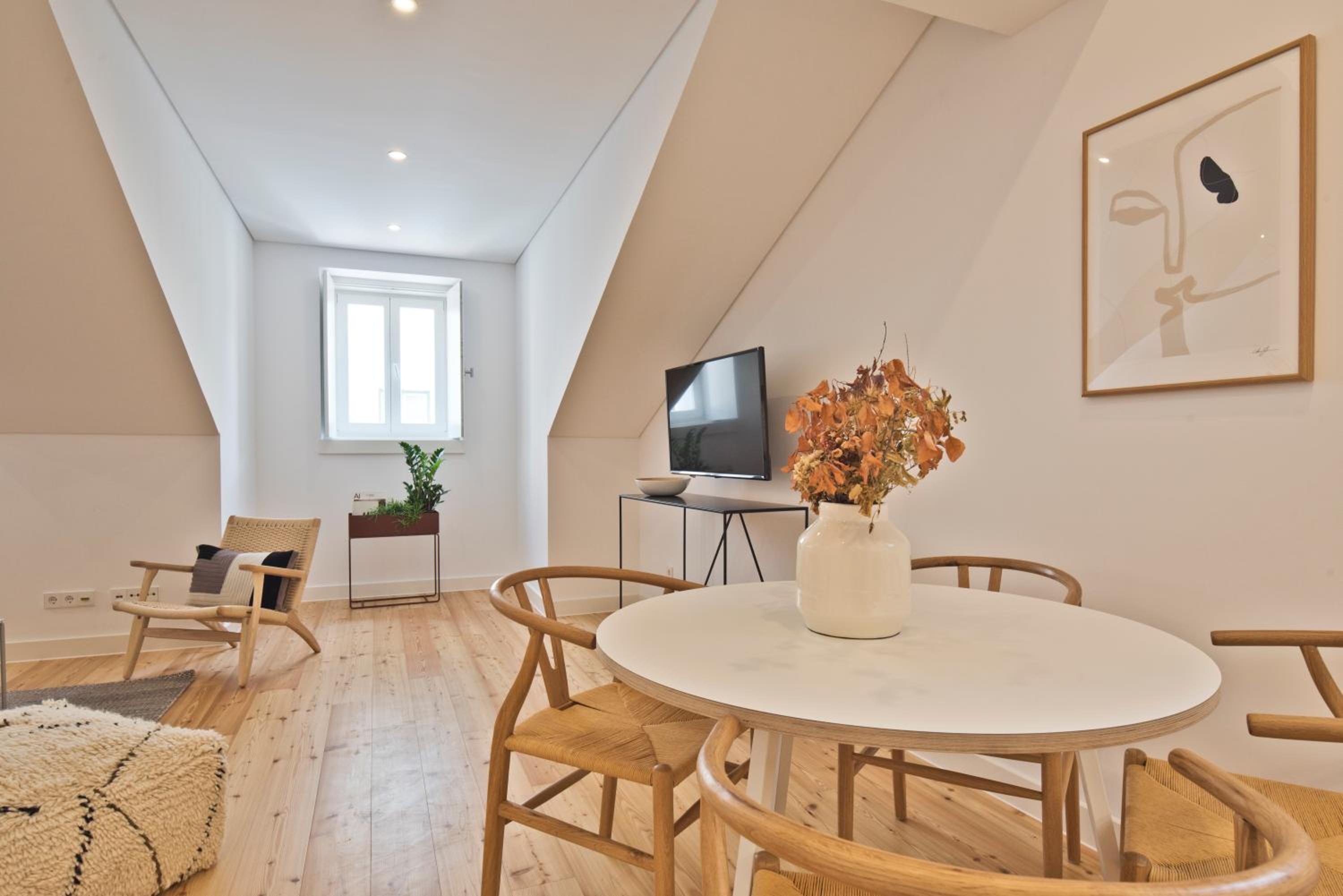 Superior Apartment - Photo 2