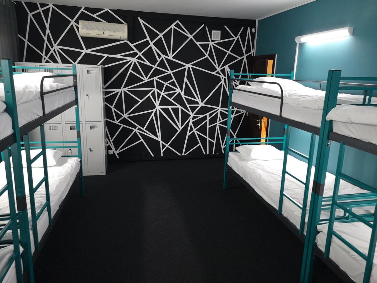 Bed in 8-Bed Mixed Dormitory Room