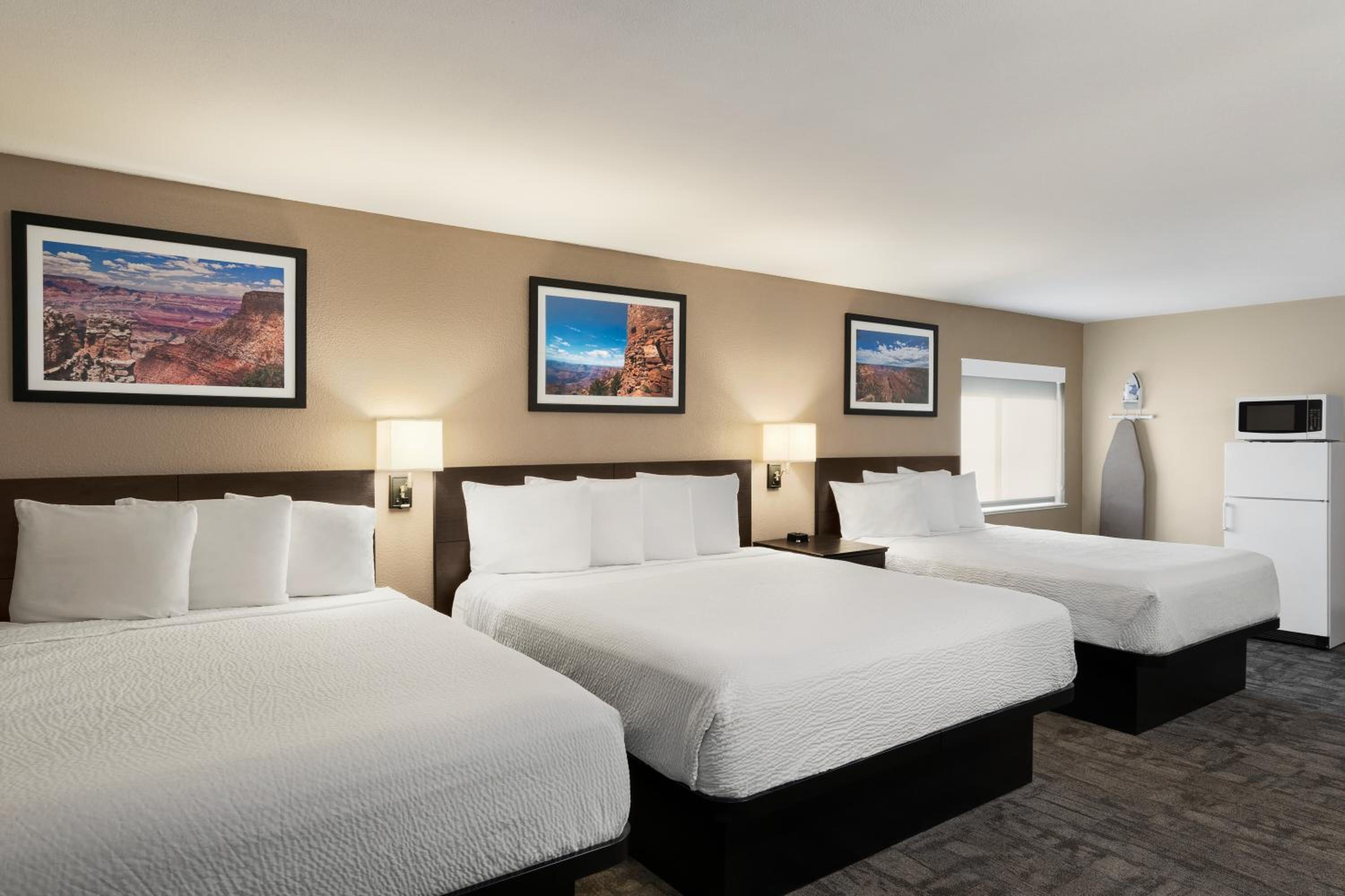 Superior Suite - Non-Smoking - Photo 1
