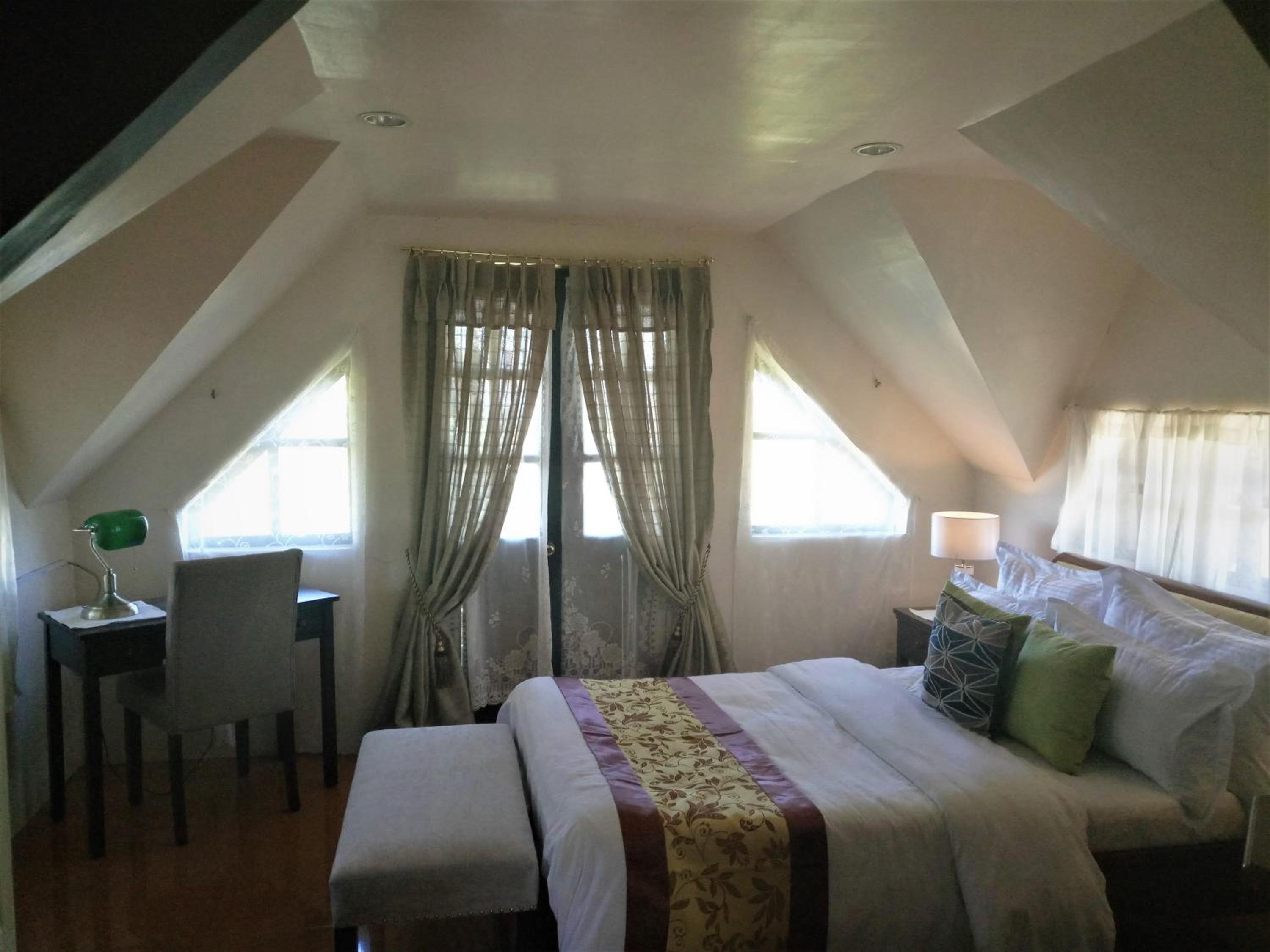Deluxe Double Room with Balcony and Sea View - Photo 15
