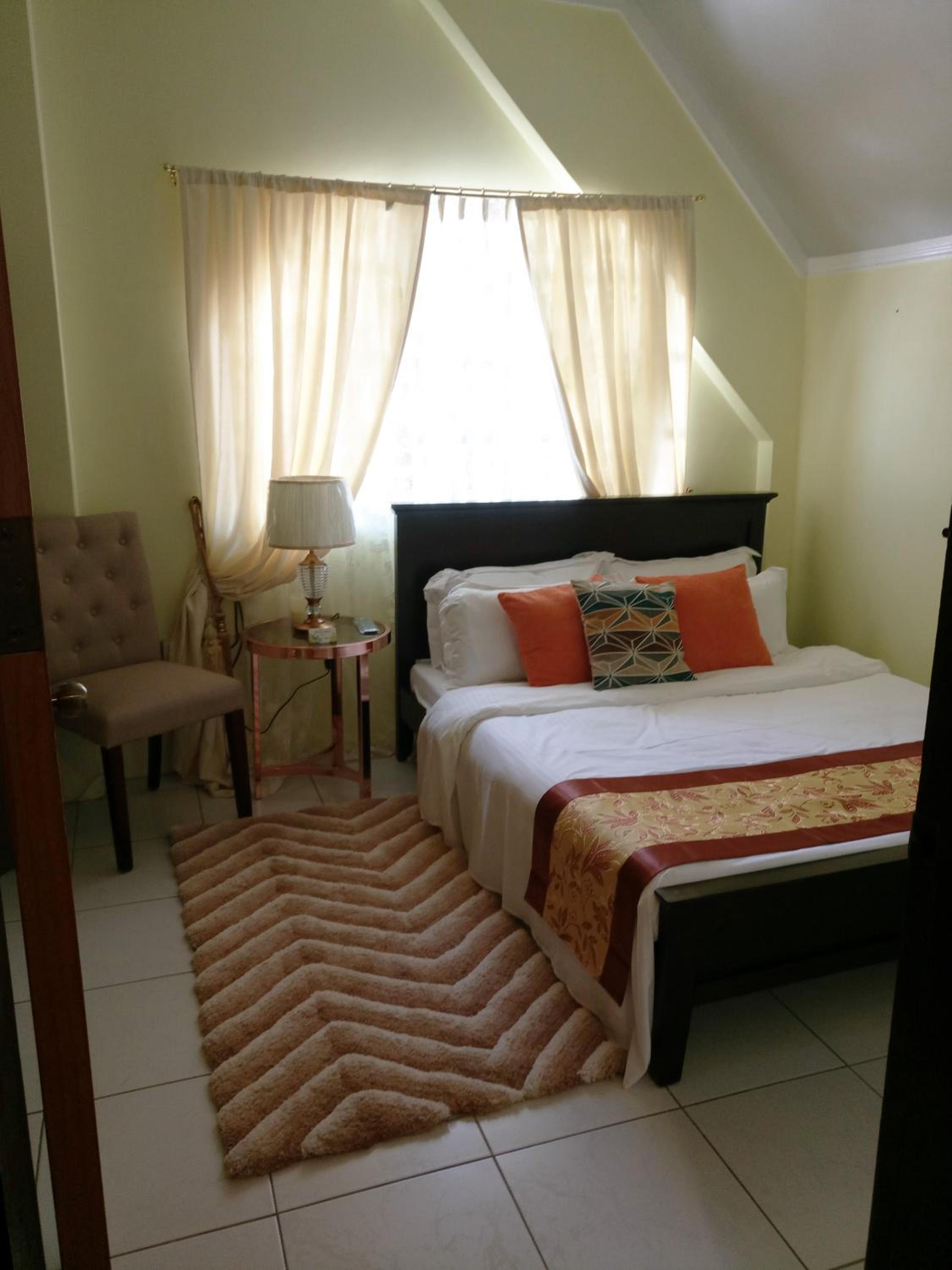 Deluxe Queen Room photo 1