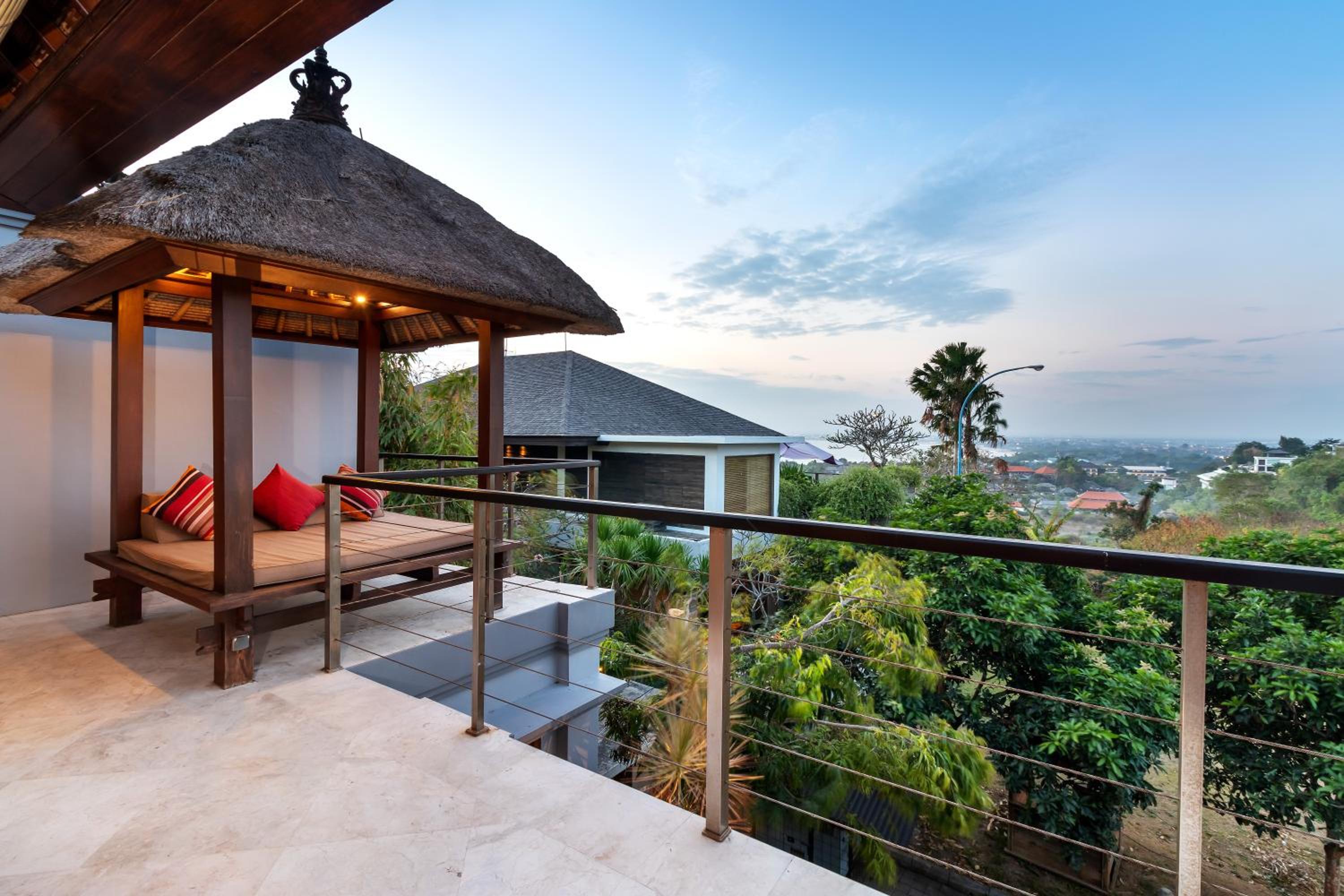 Three-Bedroom Villa - Photo 10