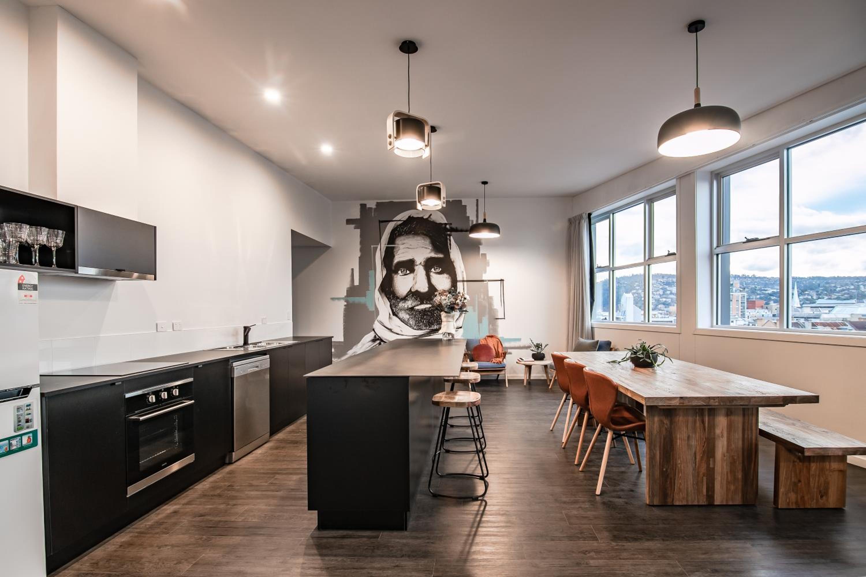 Three-Bedroom Apartment - Photo 17