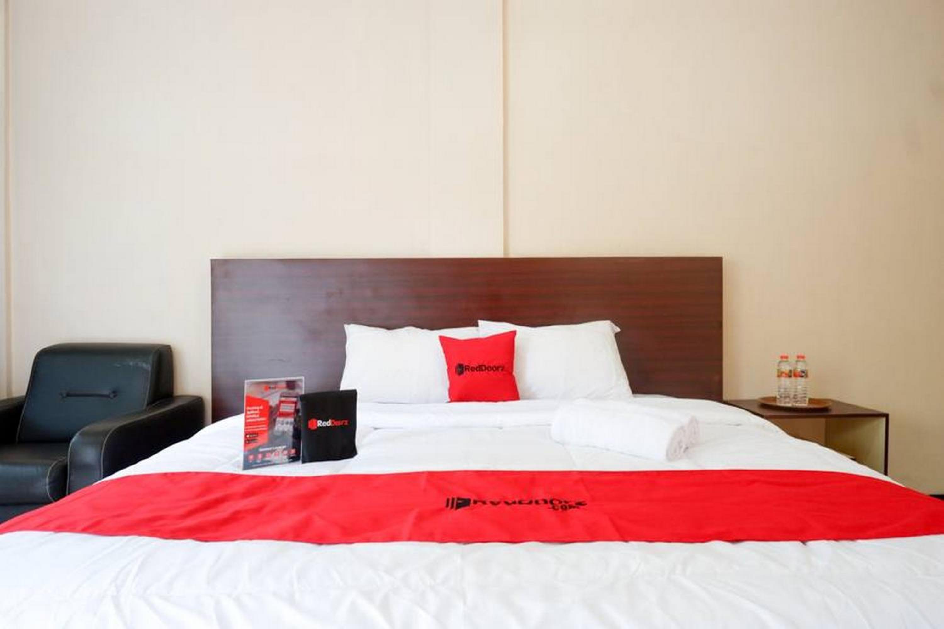Double Room - Photo 7