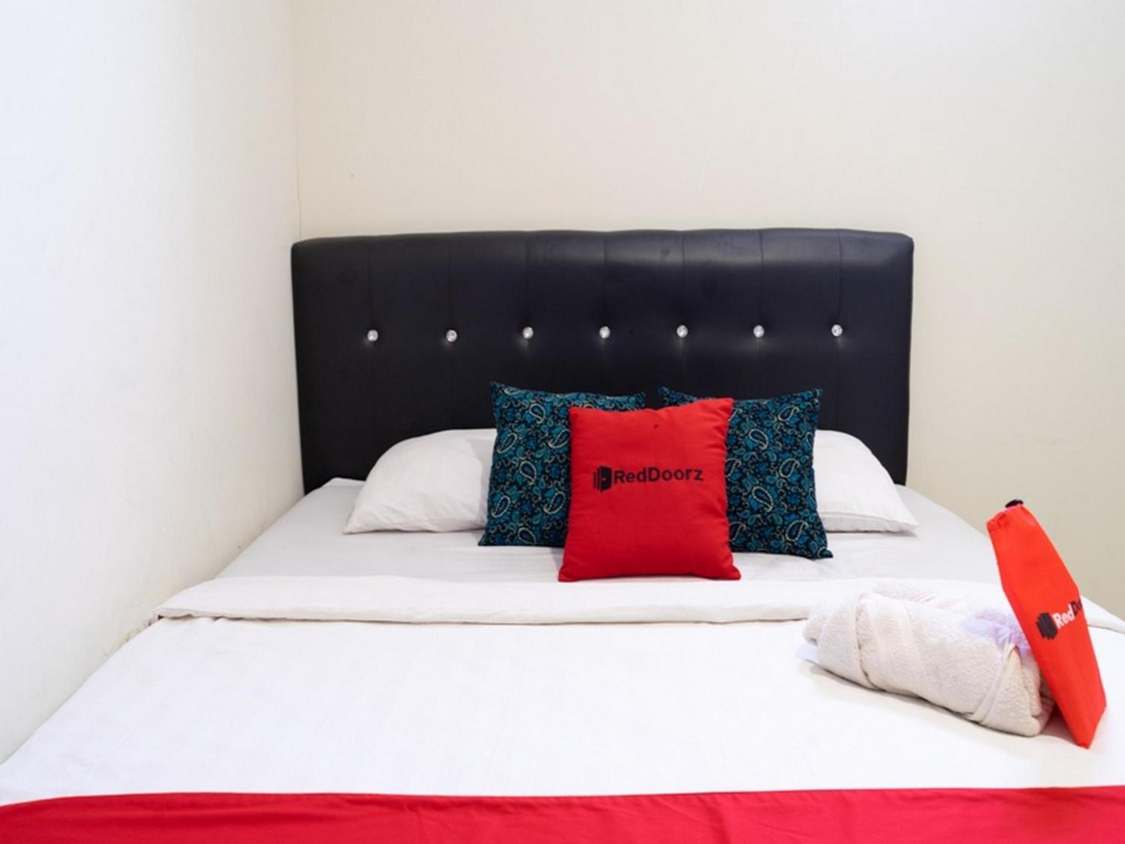 Double Room - Photo 8
