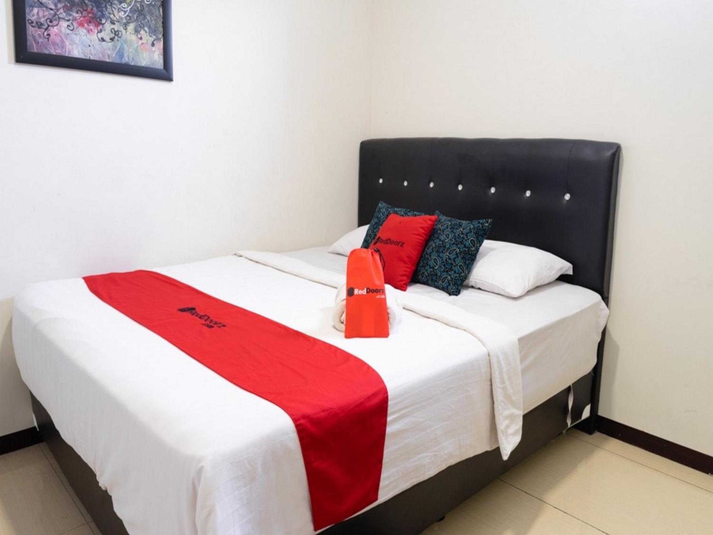 Deluxe Room - Photo 2
