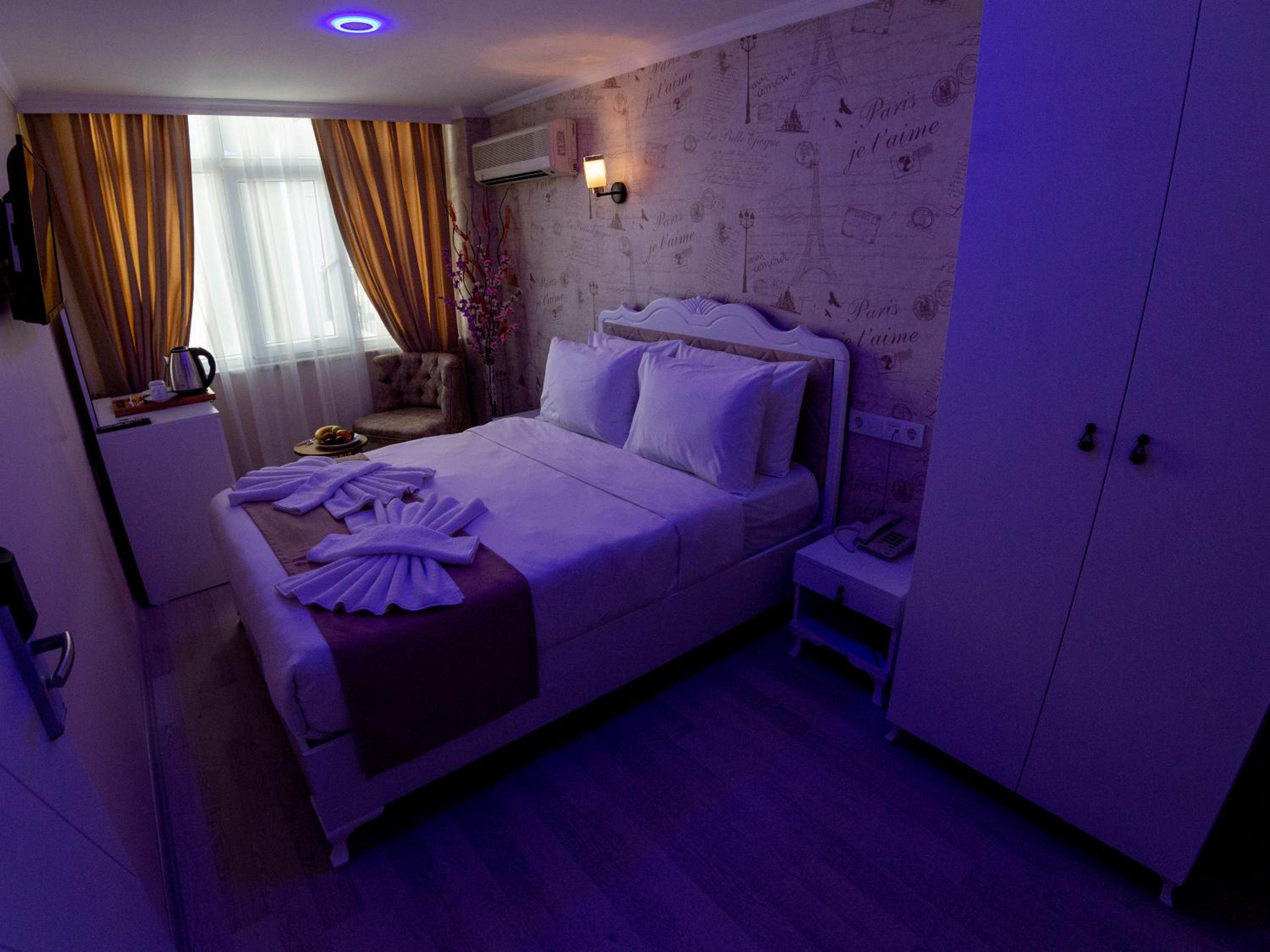 Standard Double Room photo 2