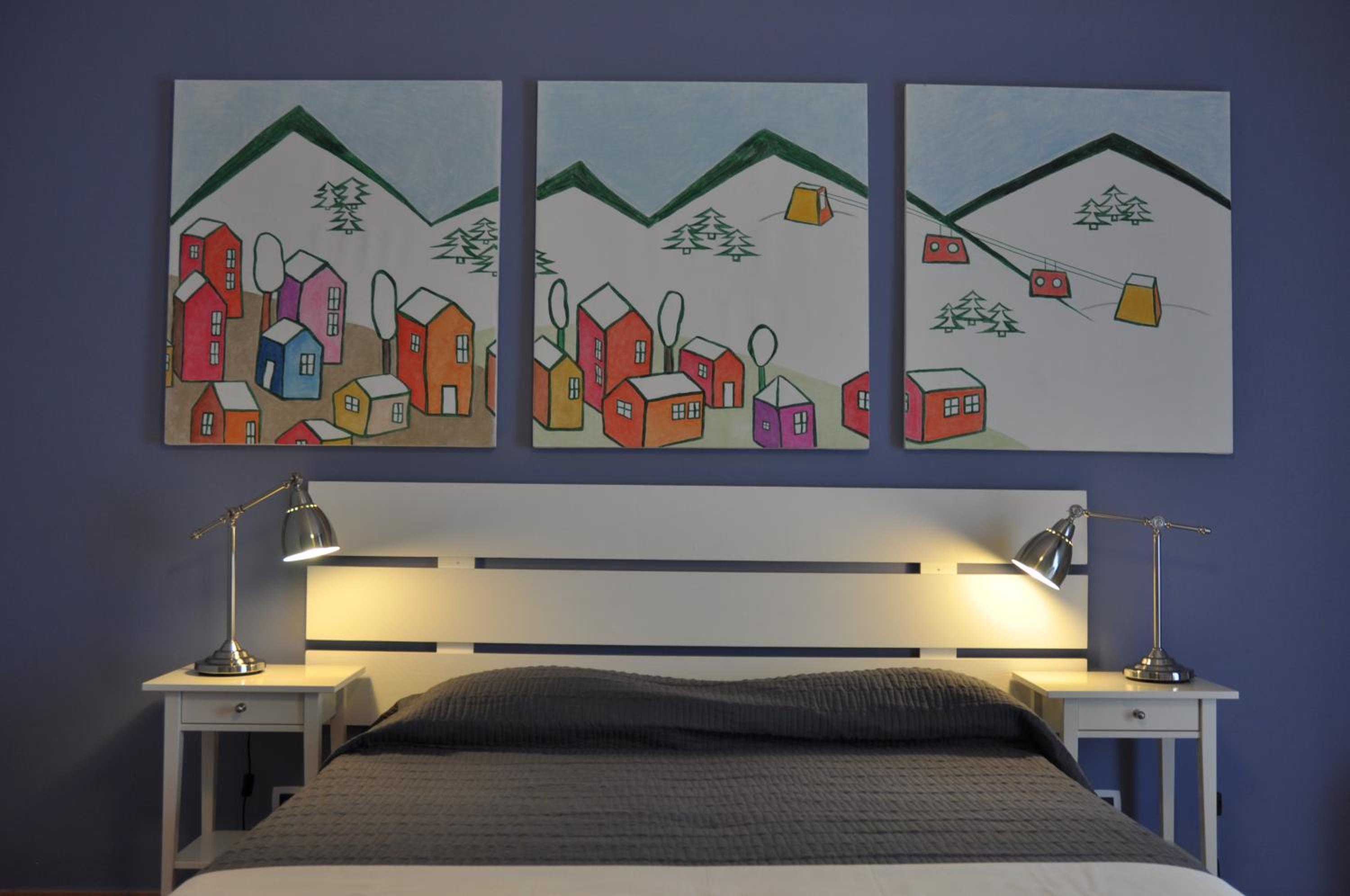 Standard Family Room photo 1