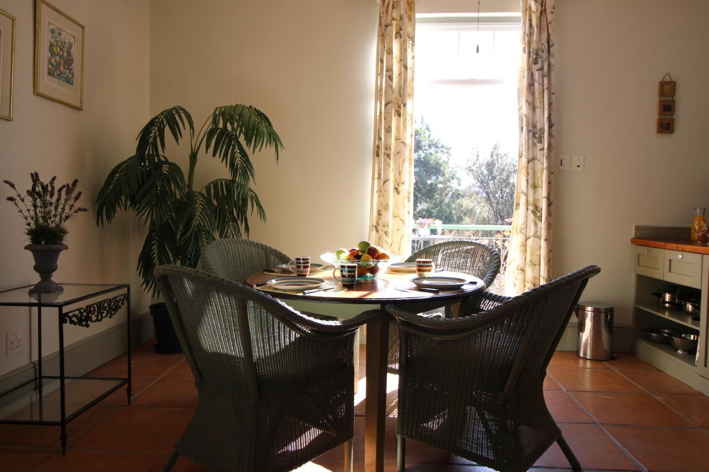 Suite - Photo 4