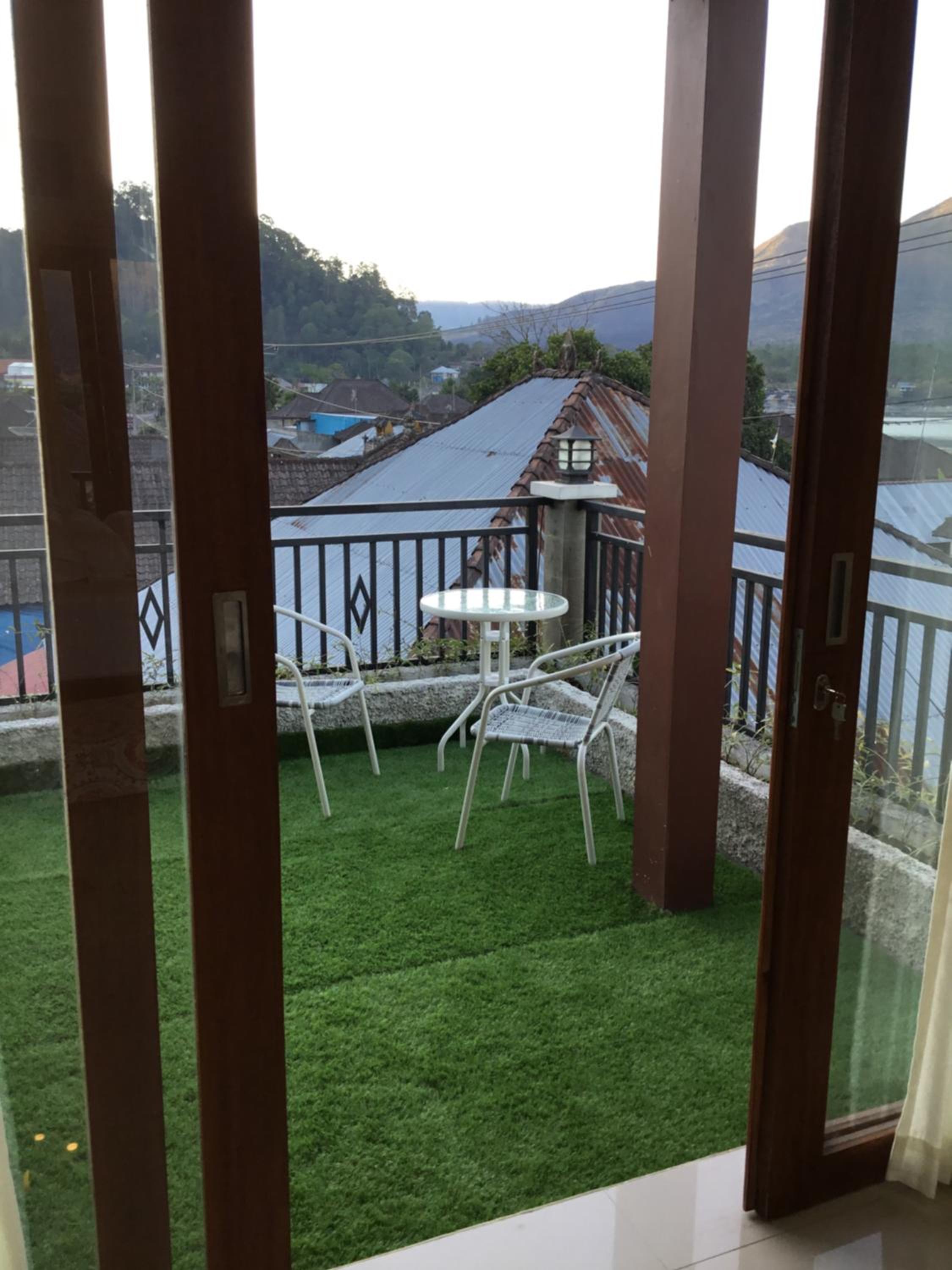 King Room with Lake View - Photo 27