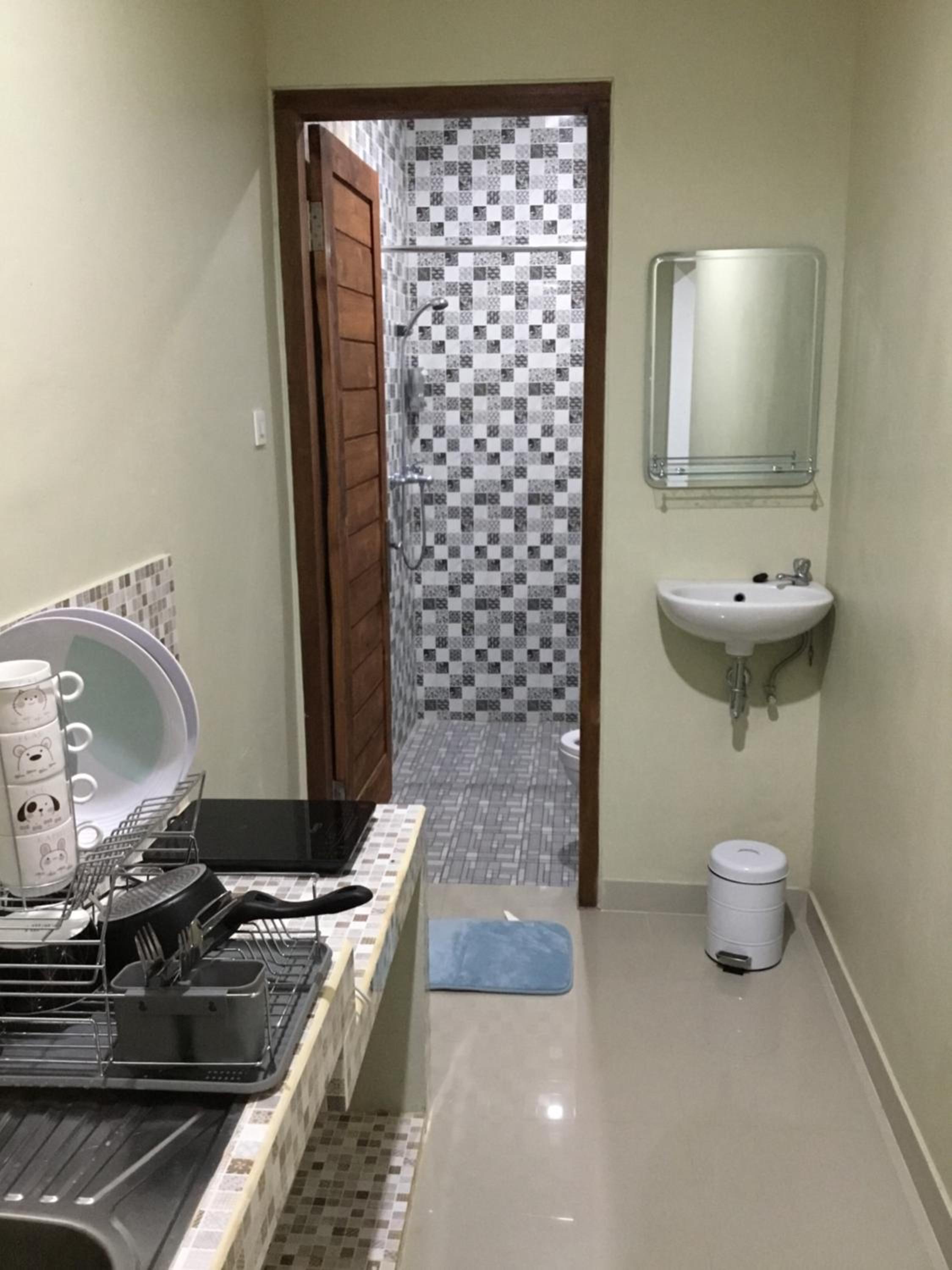 Deluxe Double Room with Balcony - Photo 3