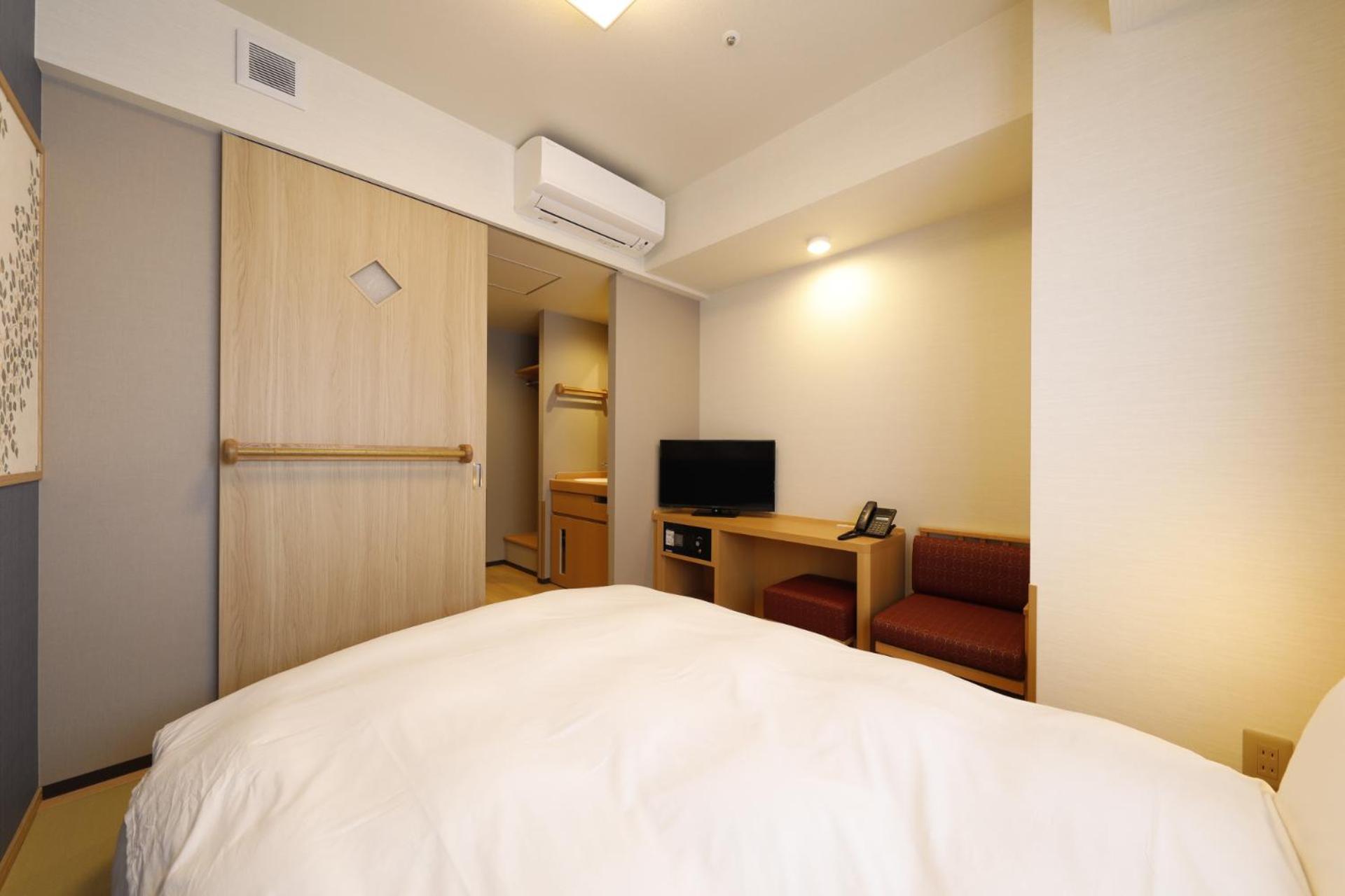 Standard Double Room - Photo 4
