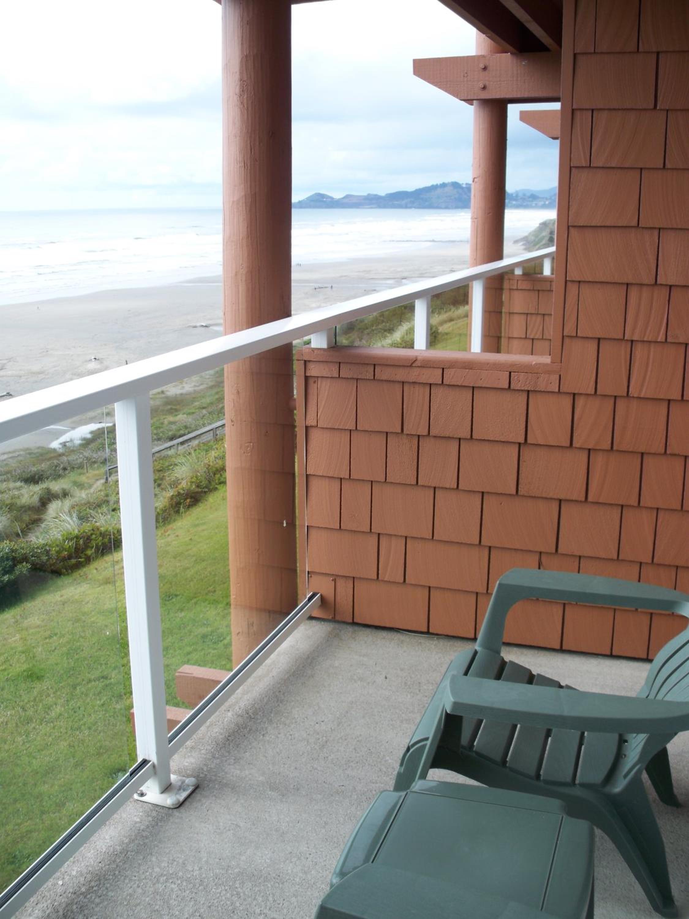 Traditional Two Queen Balcony - No Pets Allowed photo 3
