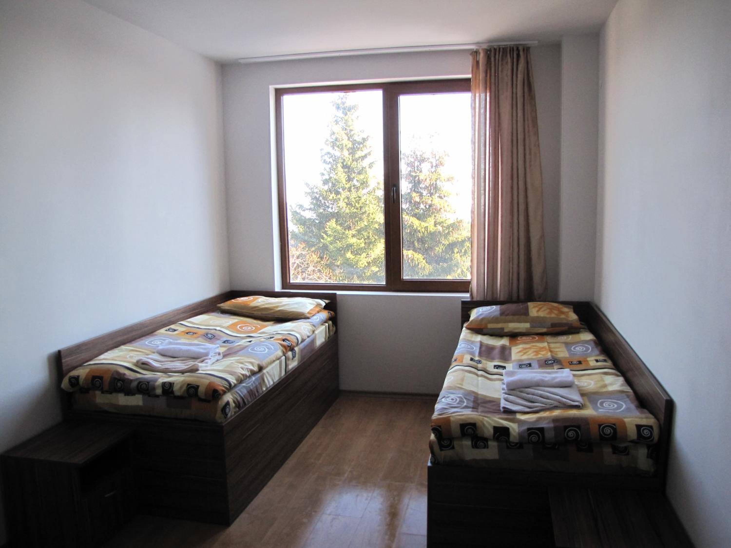 Apartment with Mountain View photo 2