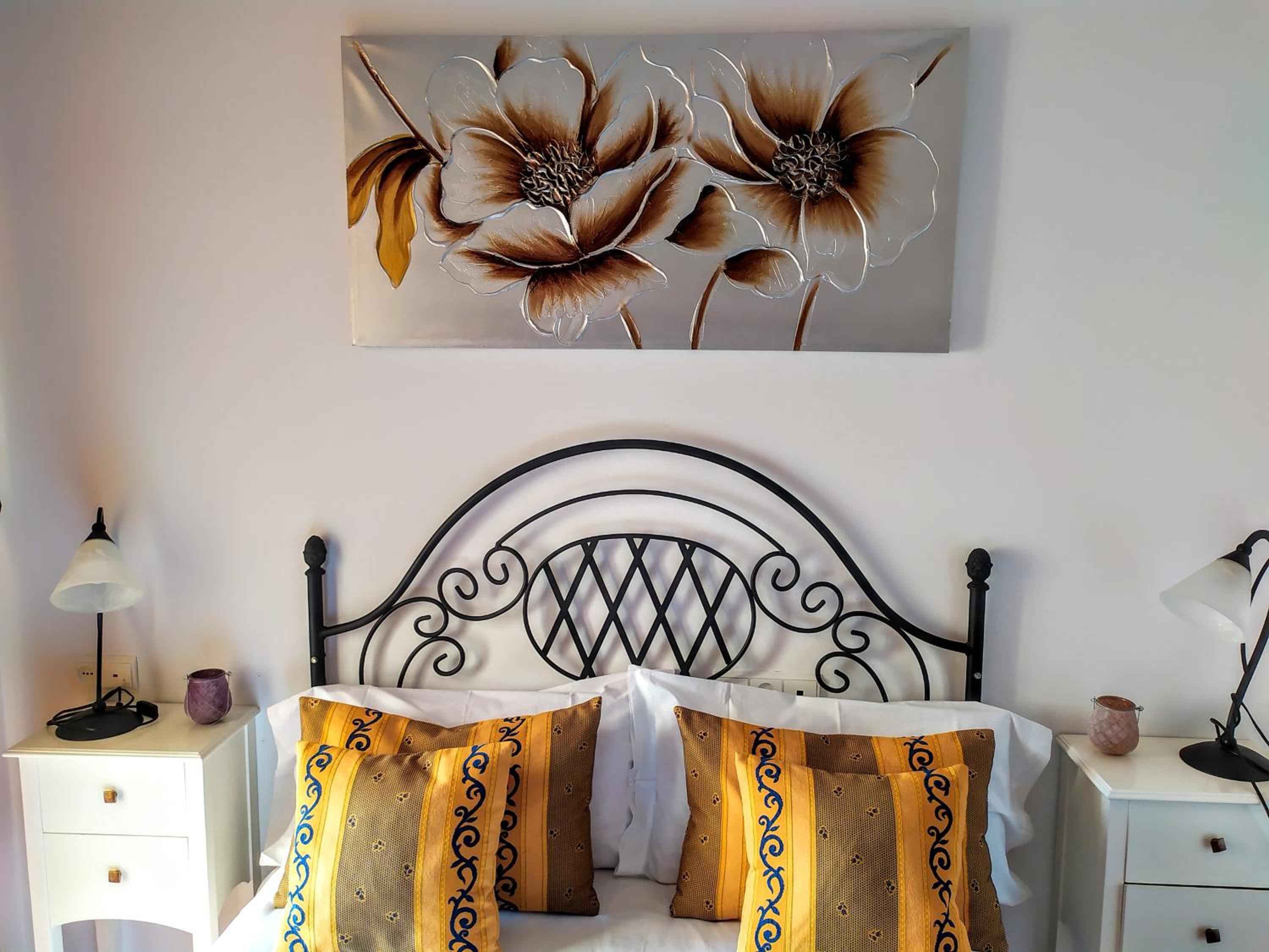Standard Double or Twin Room with Garden View - Photo 3