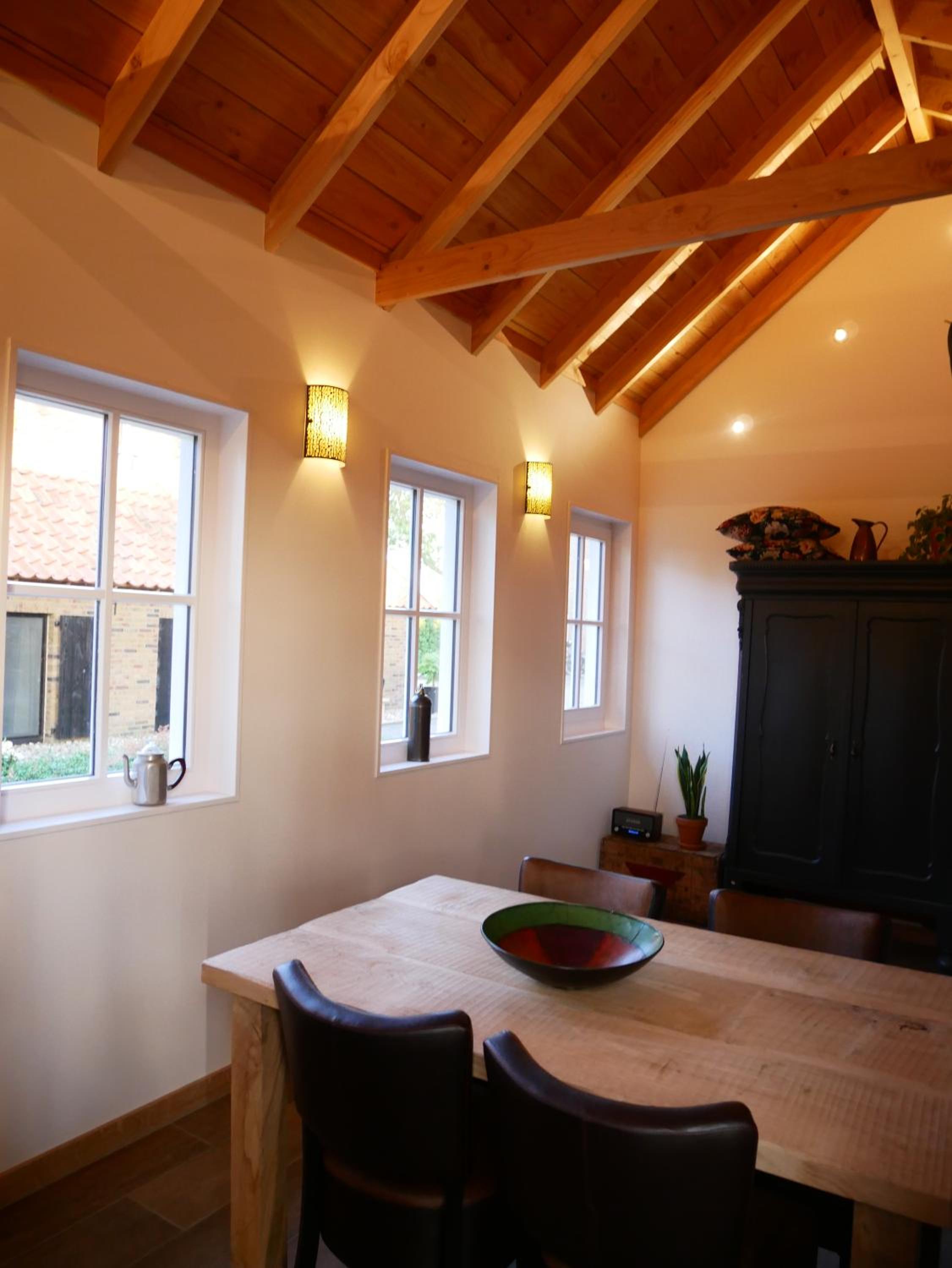 One-Bedroom House - Photo 7