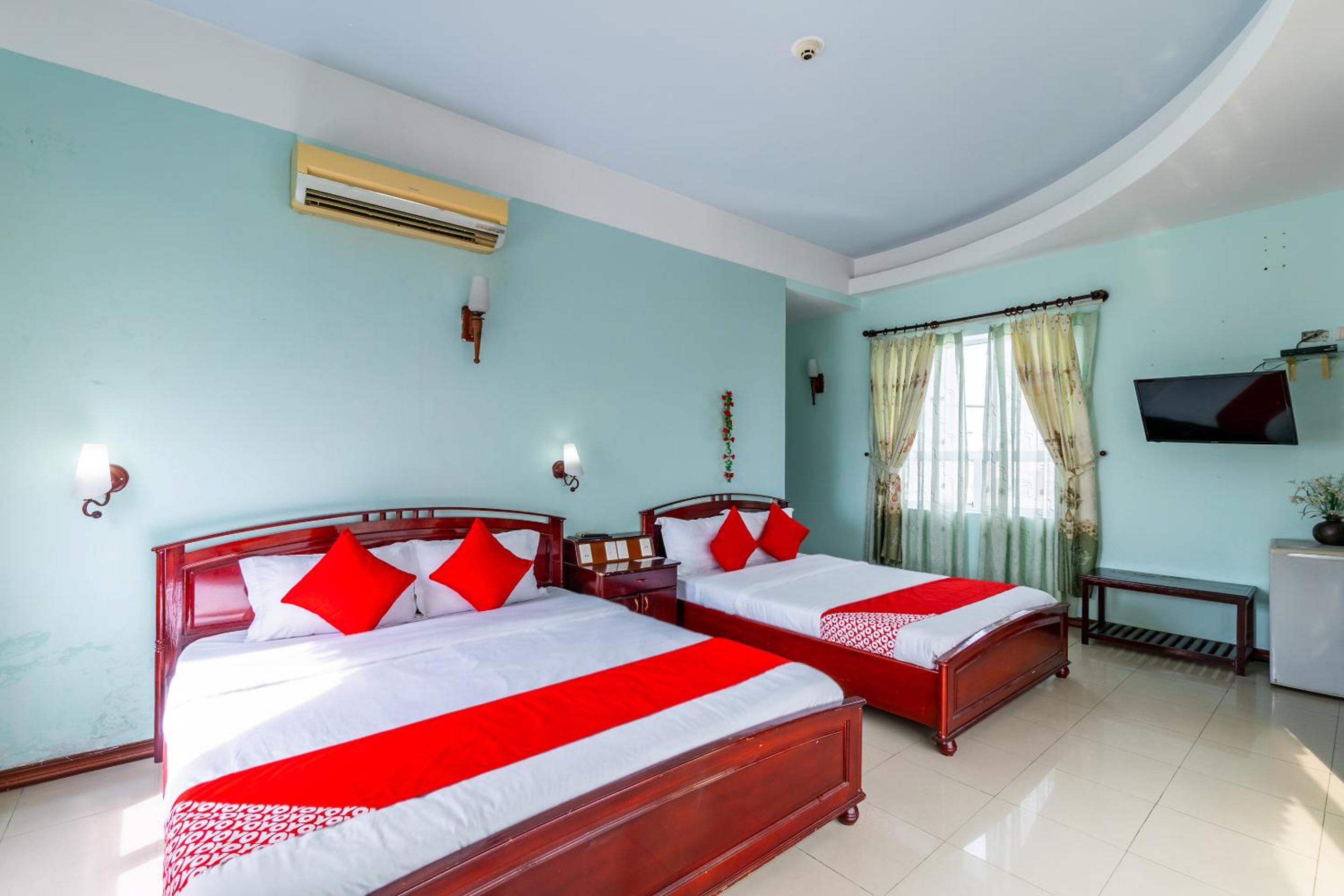 Deluxe Family Room - Photo 1
