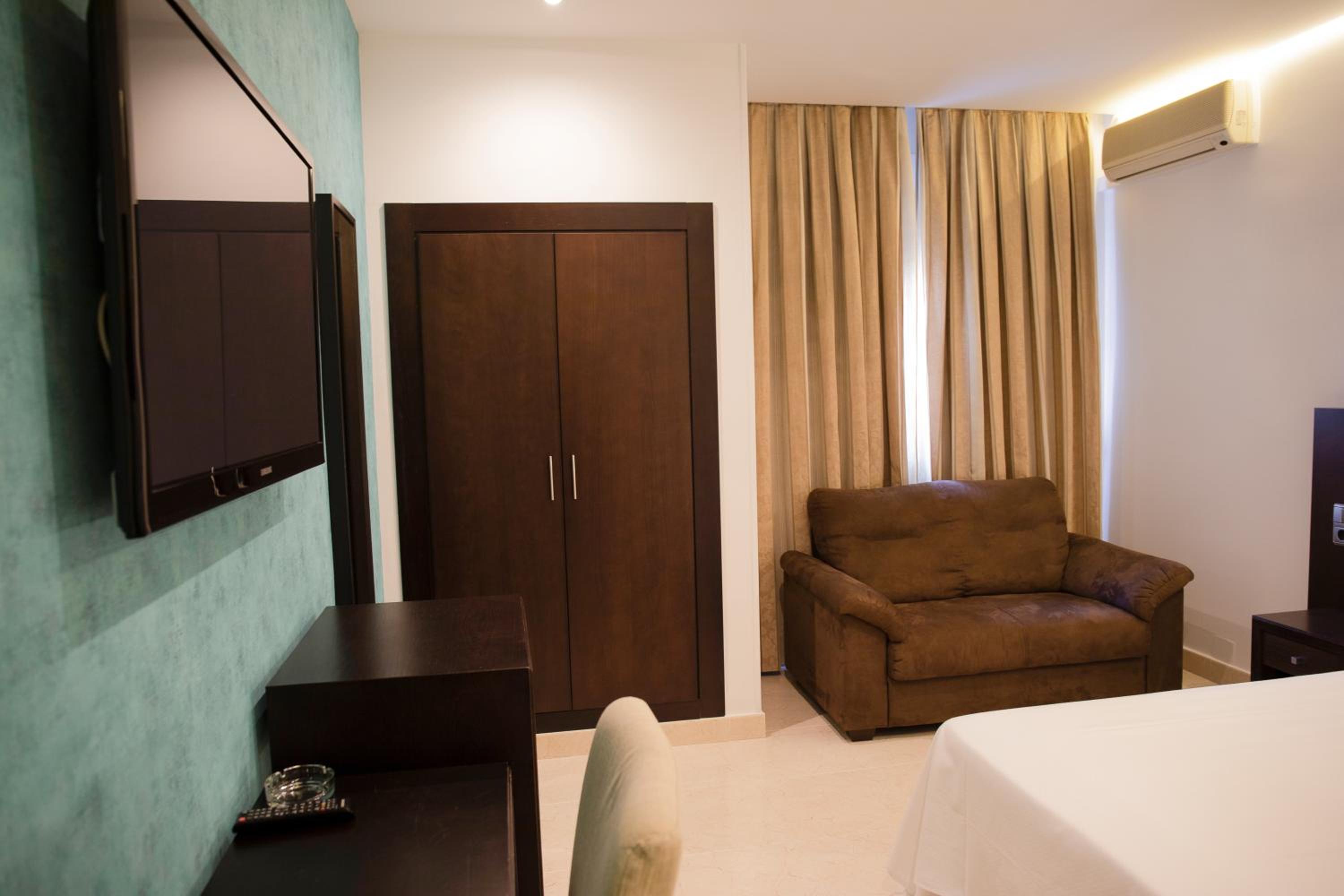 Habitación Doble o con Dos Camas