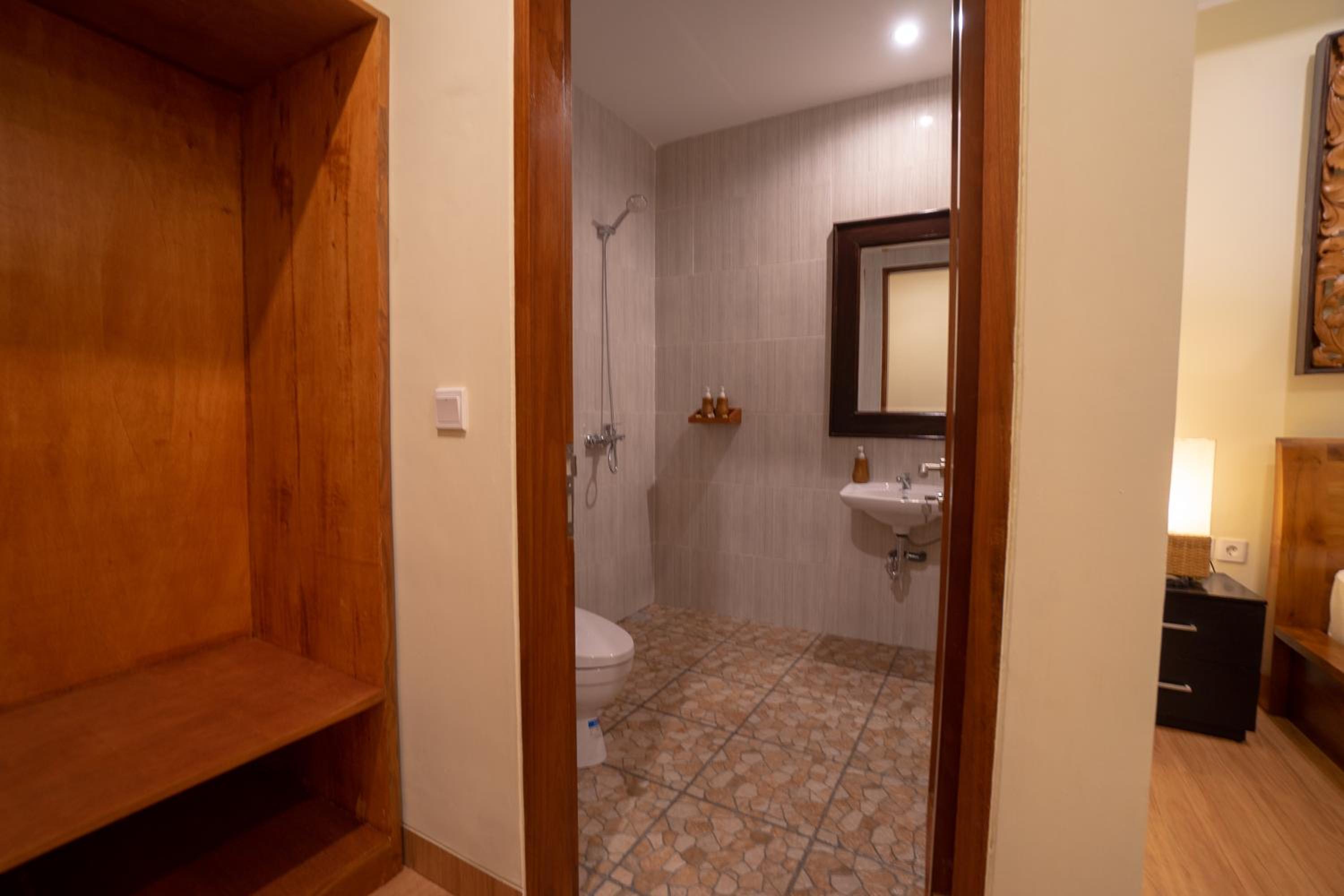 Double Room - Photo 4