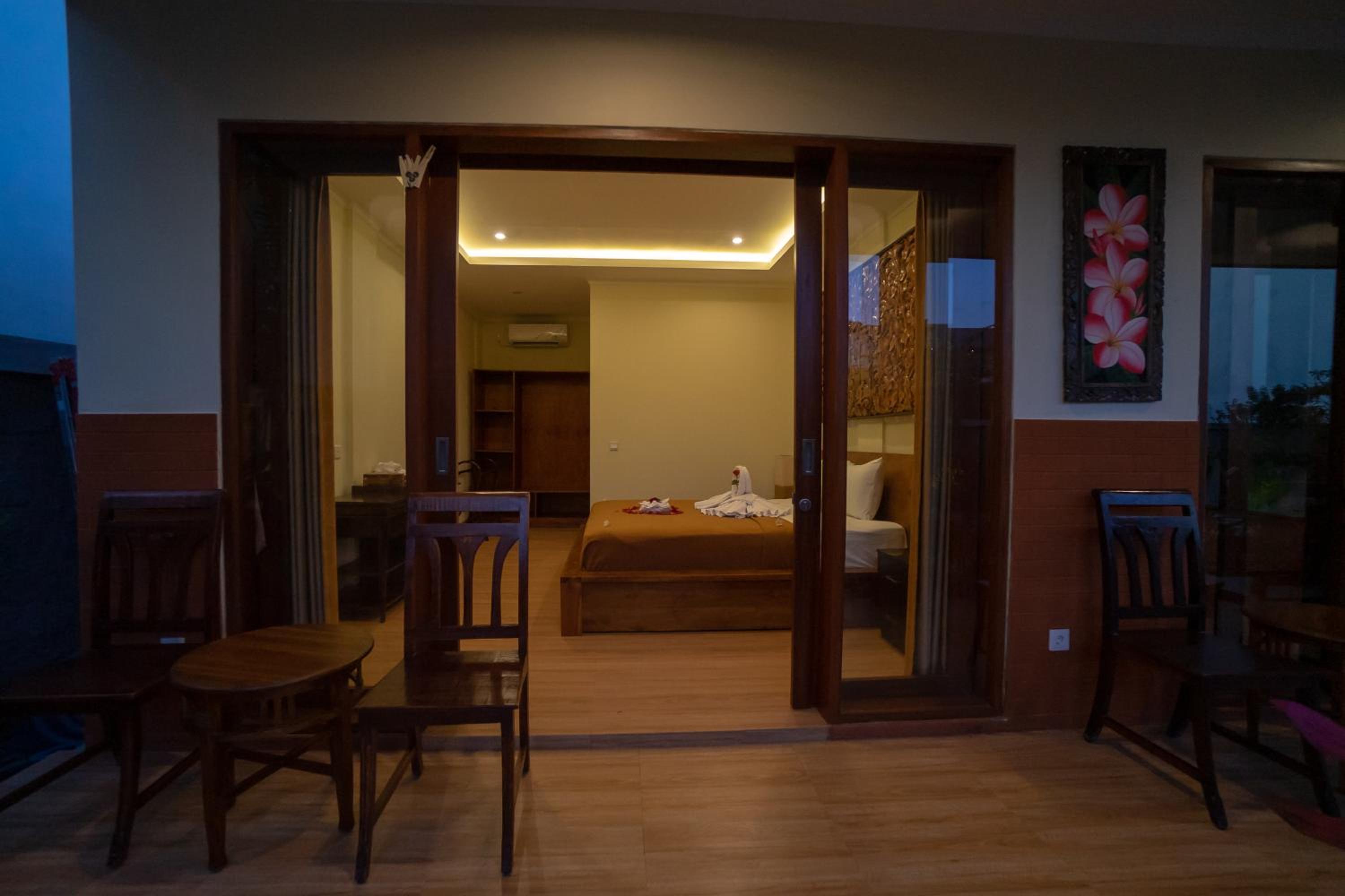 Double Room - Photo 8