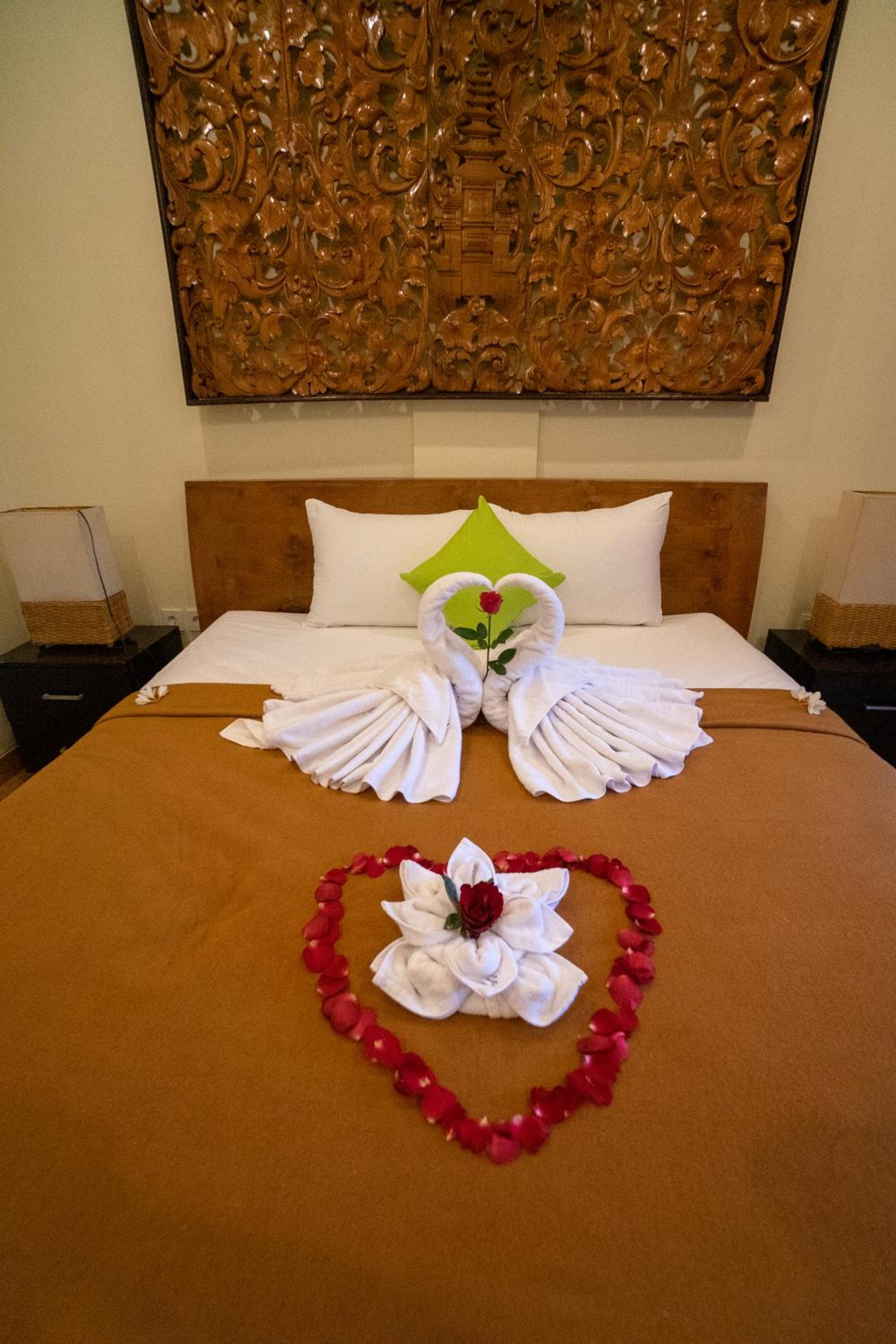 Double Room - Photo 11