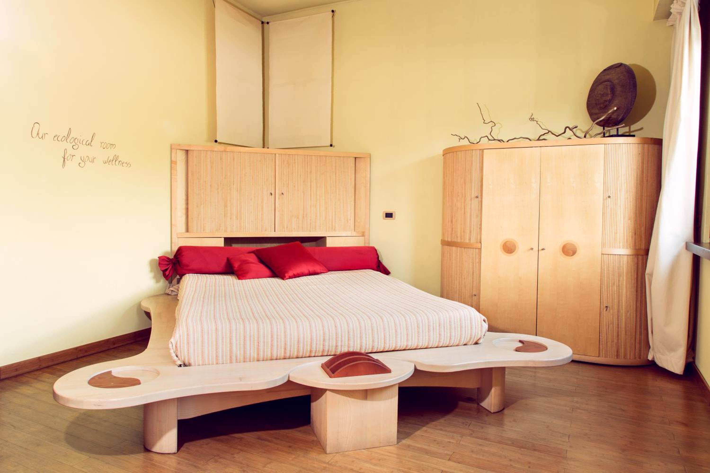 Junior Suite (2 Adults)