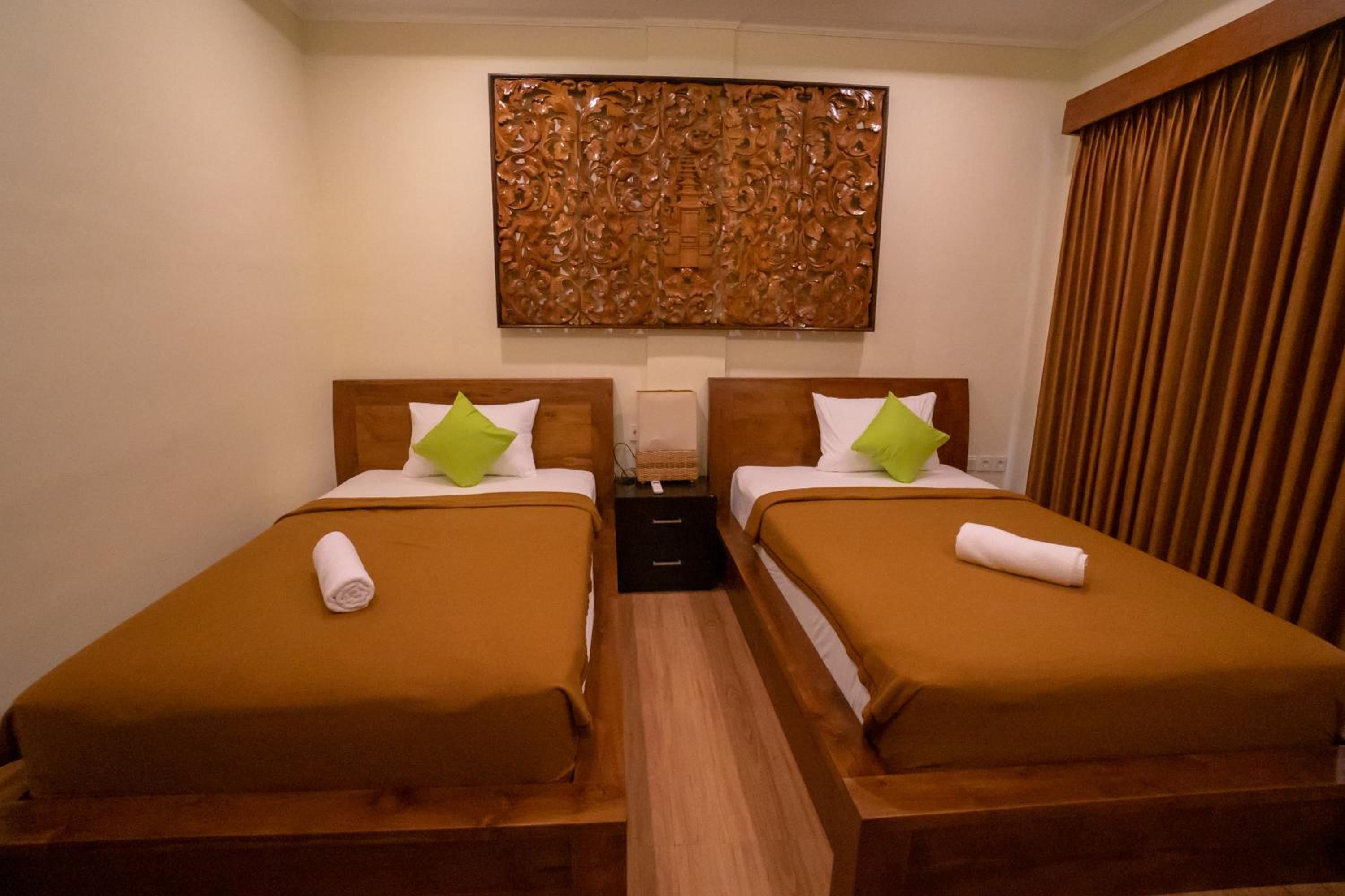 Twin Room - Photo 1