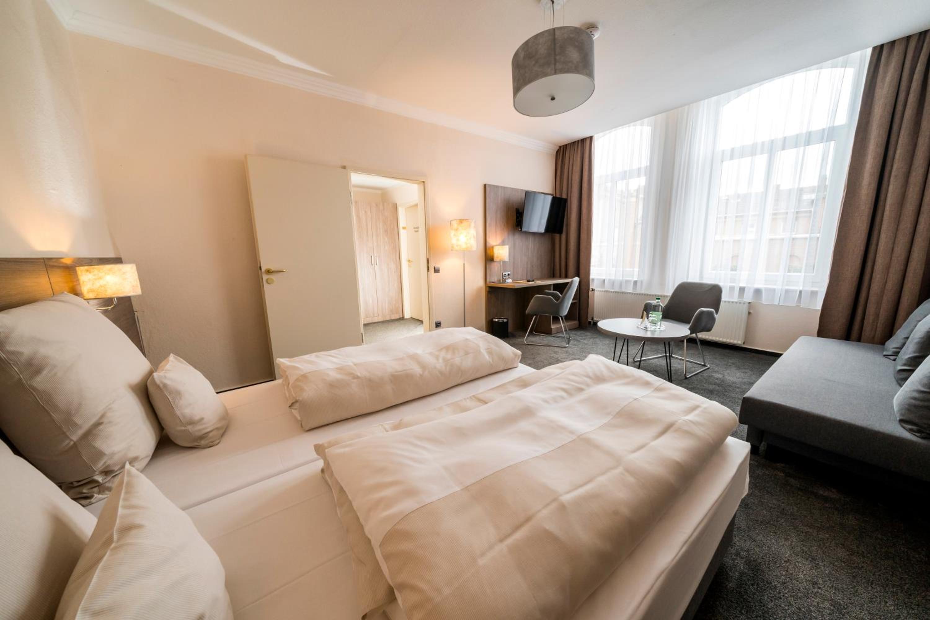 Double Room - Photo 2